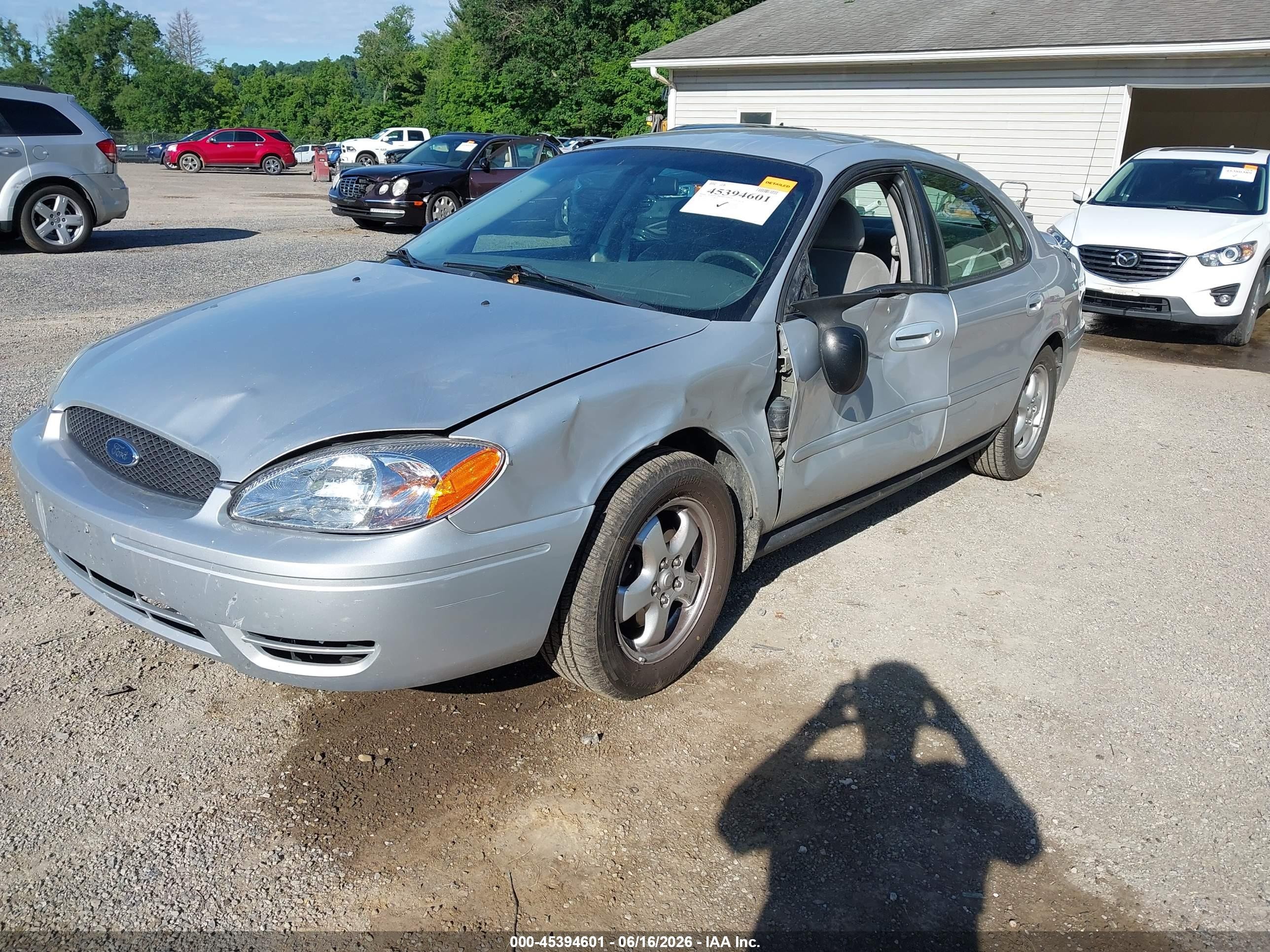 2007 Ford Taurus Se Silver vin: 1FAFP53U17A182142