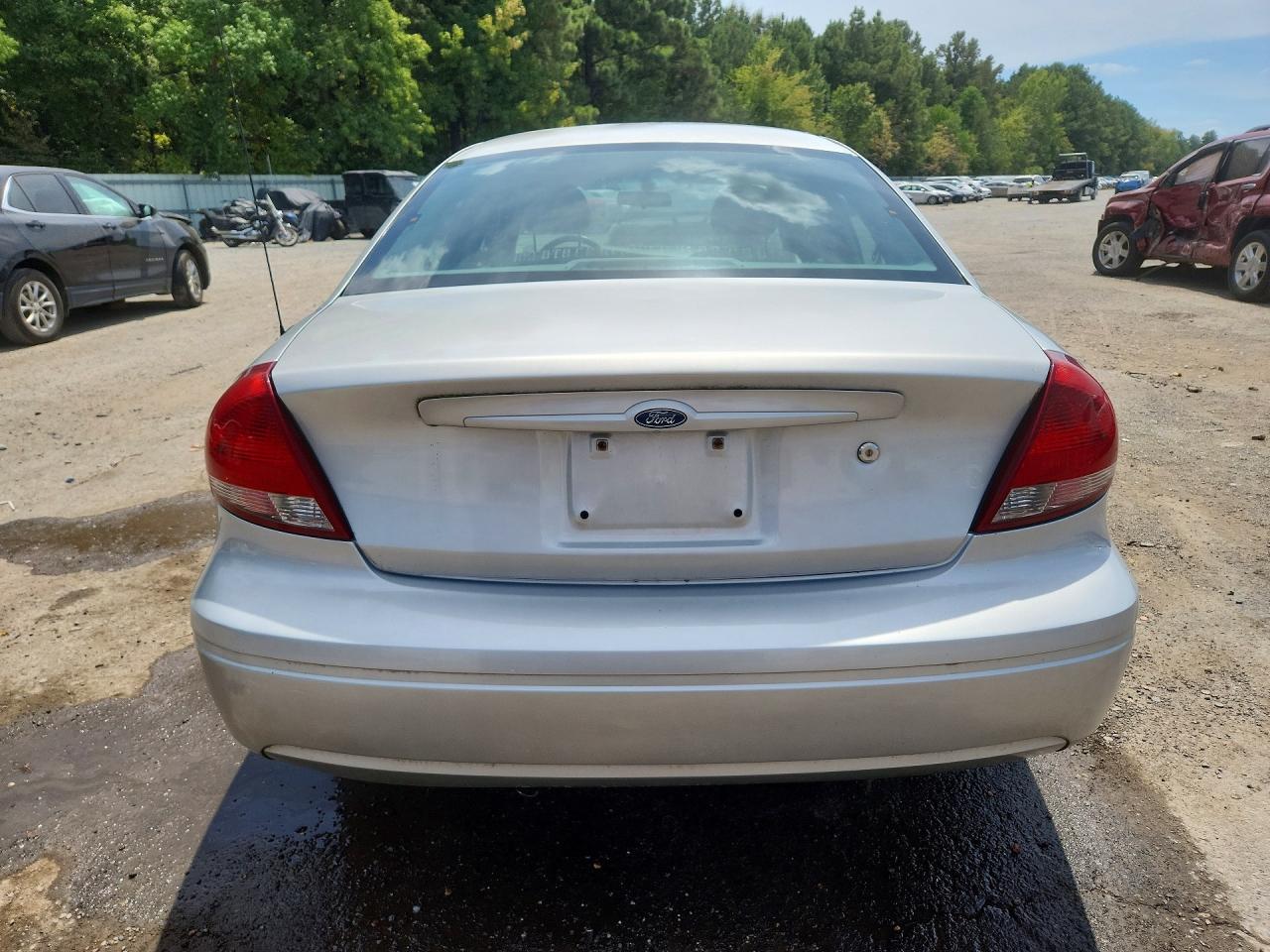 2007 Ford Taurus Se Серебряный vin: 1FAFP53U17A202311