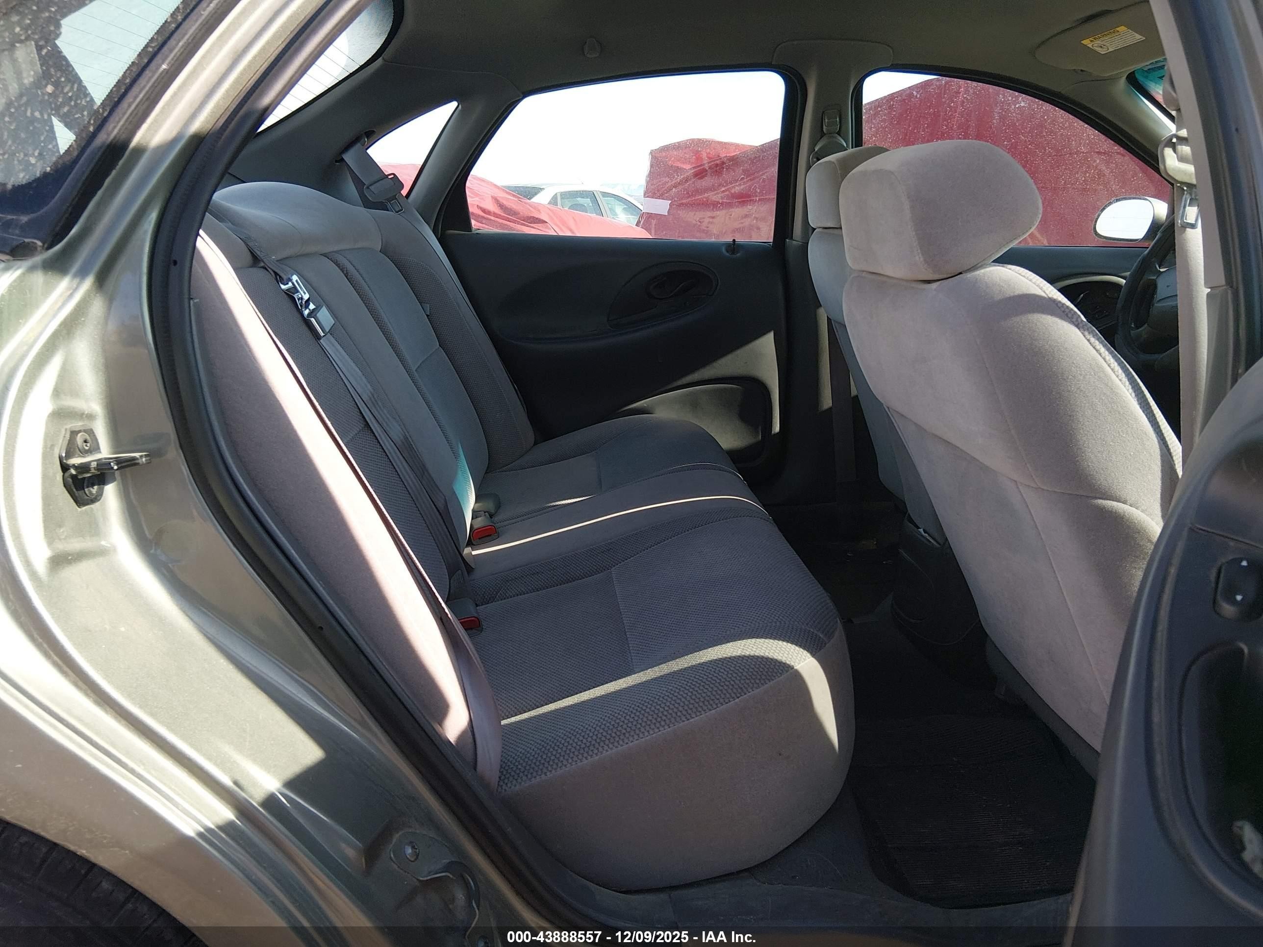 1999 Ford Taurus Se/se-ne Tan vin: 1FAFP53U1XG314975