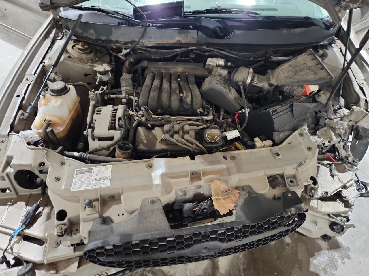 2002 Ford Taurus Se Tan vin: 1FAFP53U22G200122