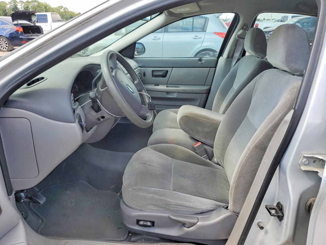 2004 Ford Taurus Se Gray vin: 1FAFP53U24G150647