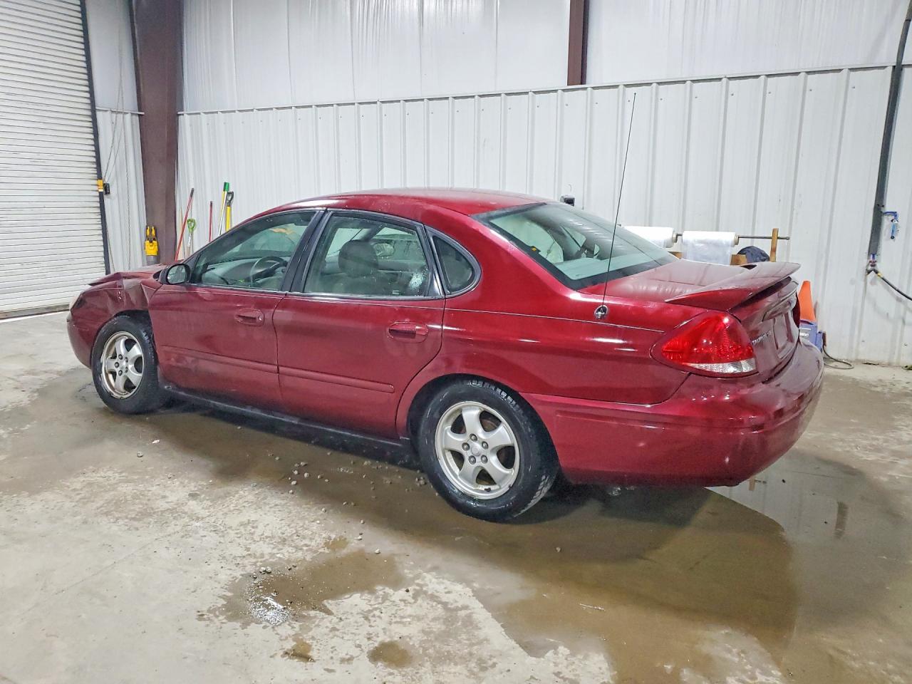 2006 Ford Taurus Se Red vin: 1FAFP53U26A235106