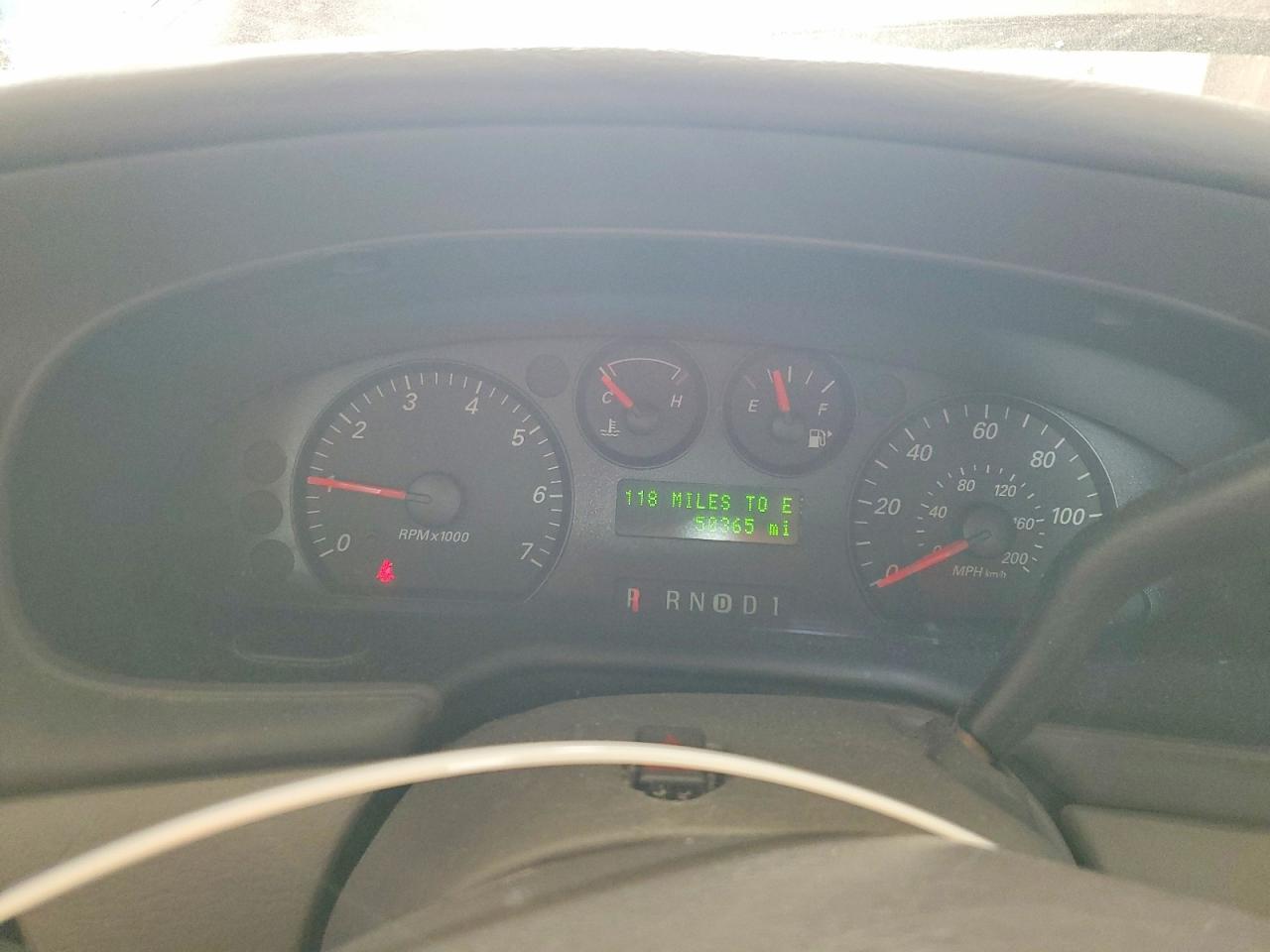 2006 Ford Taurus Se Red vin: 1FAFP53U26A235106