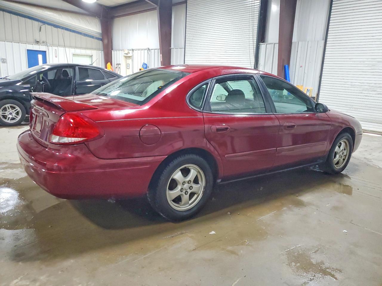 2006 Ford Taurus Se Red vin: 1FAFP53U26A235106