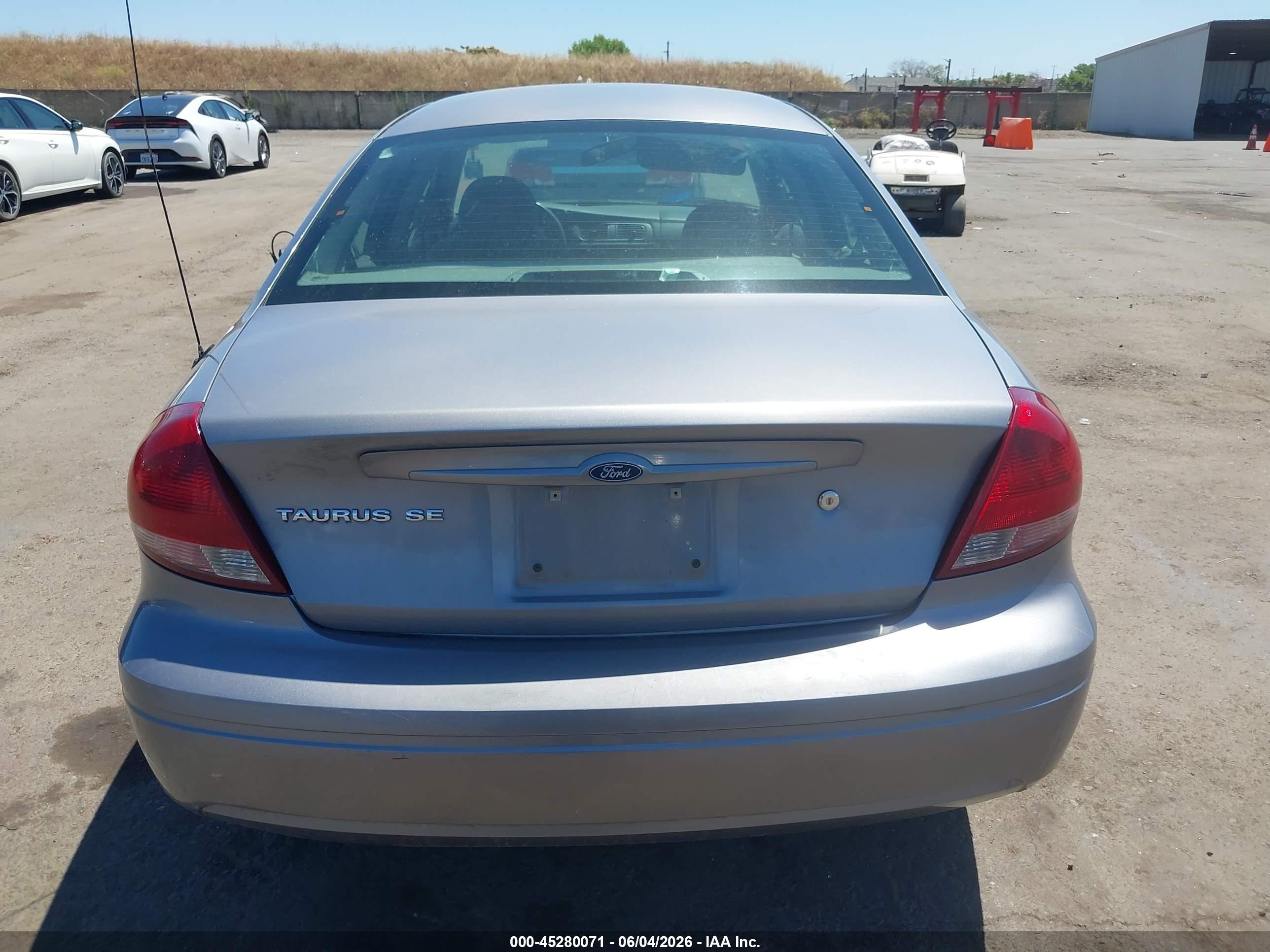 2007 Ford Taurus Se Серый vin: 1FAFP53U27A132348