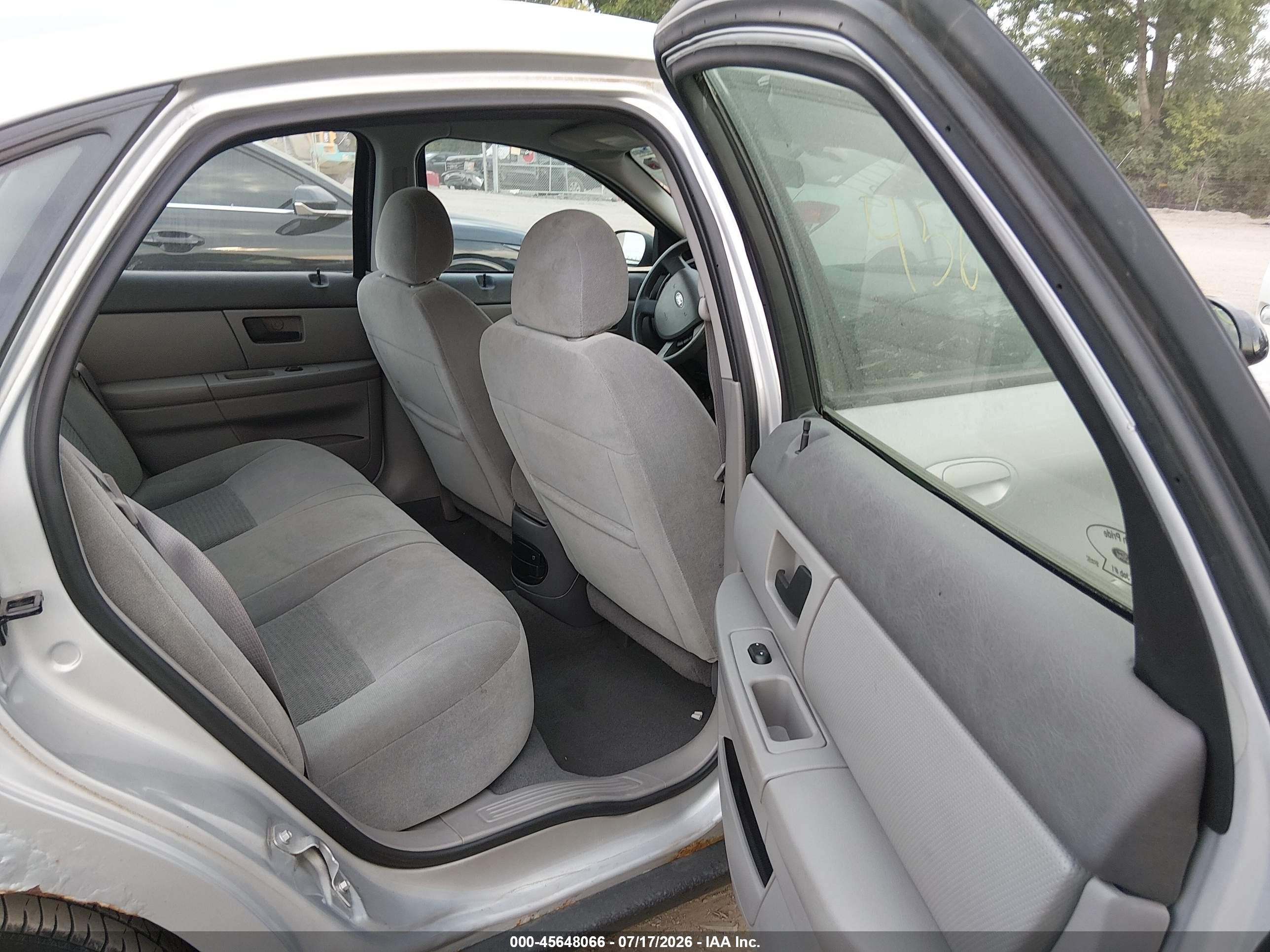 2007 Ford Taurus Se Silver vin: 1FAFP53U27A179461