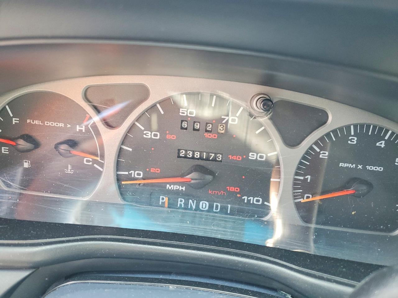 1999 Ford Taurus Se Blue vin: 1FAFP53U2XA116053