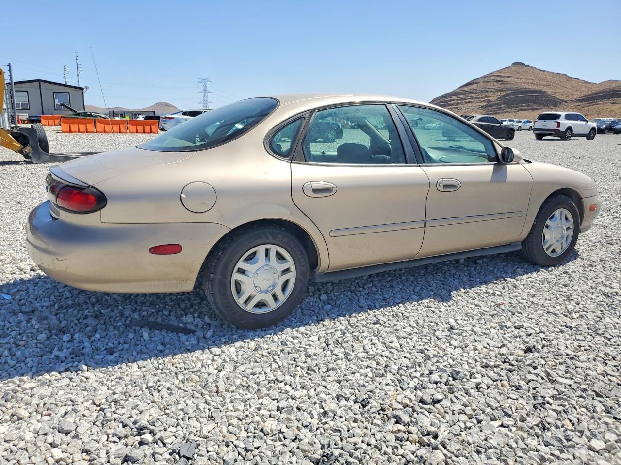 1999 Ford Taurus Se Gold vin: 1FAFP53U2XG315570