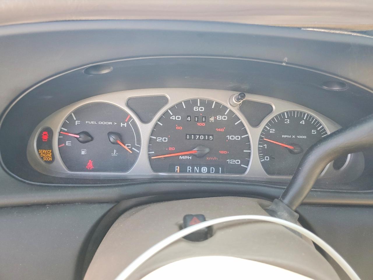 1999 Ford Taurus Se Gold vin: 1FAFP53U2XG315570