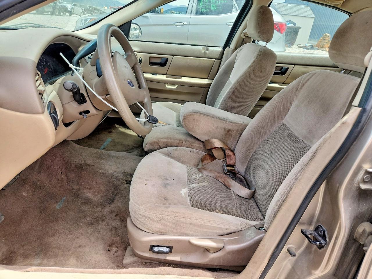 2004 Ford Taurus Se Tan vin: 1FAFP53U34G135736