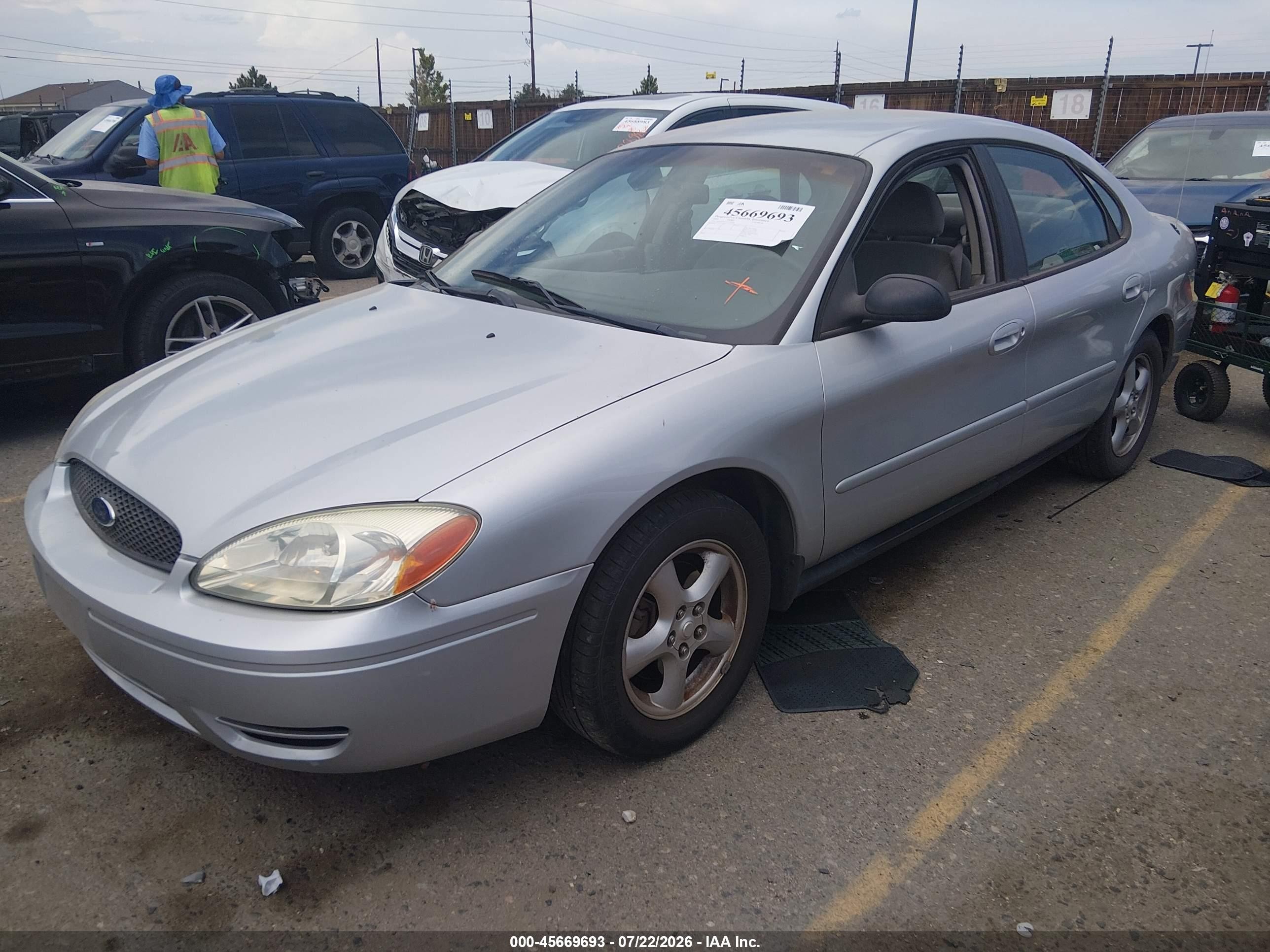 2005 Ford Taurus Se Silver vin: 1FAFP53U35A157630