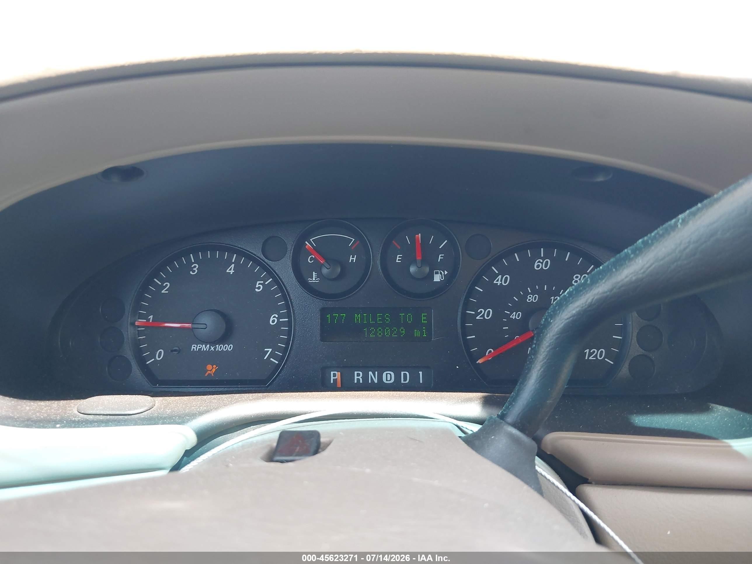 2006 Ford Taurus Se Бежевый vin: 1FAFP53U36A147195