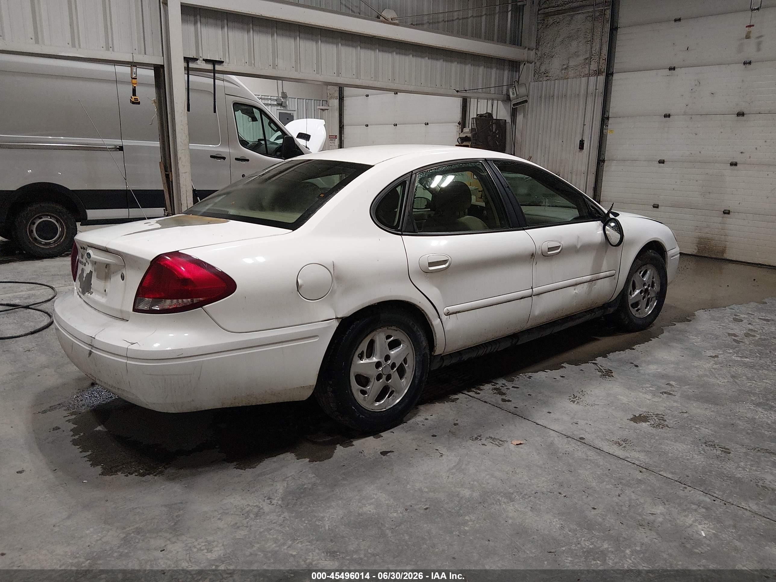 2007 Ford Taurus Se White vin: 1FAFP53U37A119494