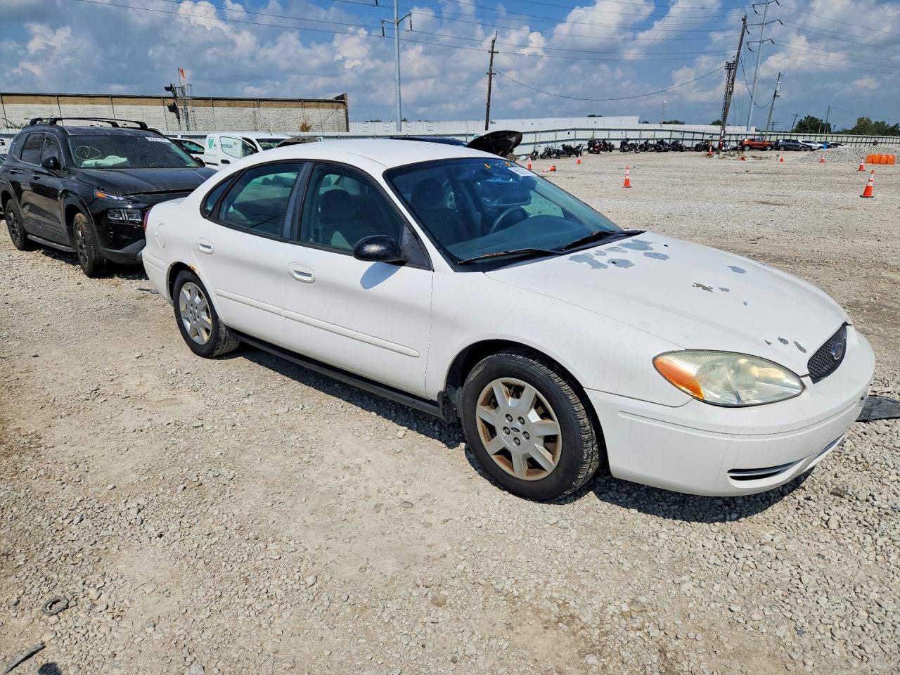 2007 Ford Taurus Se White vin: 1FAFP53U37A130429