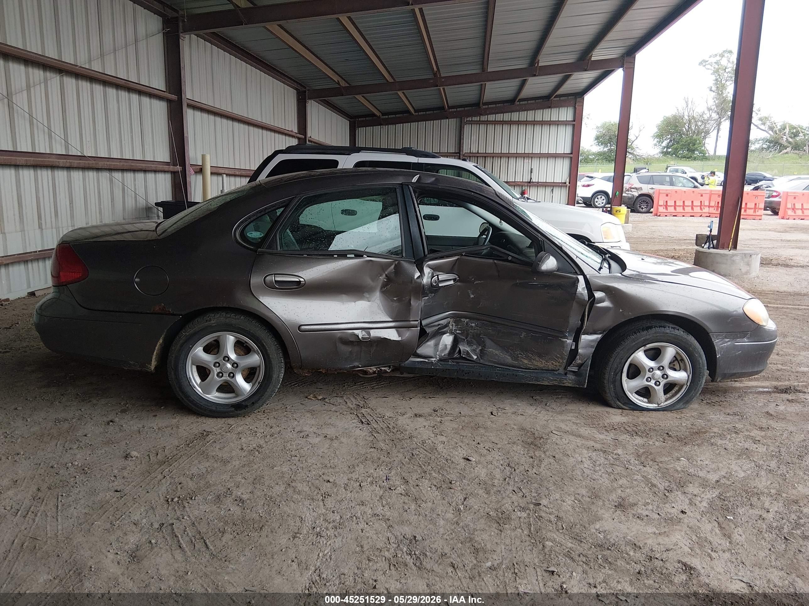 2002 Ford Taurus Se Серый vin: 1FAFP53U42G250763