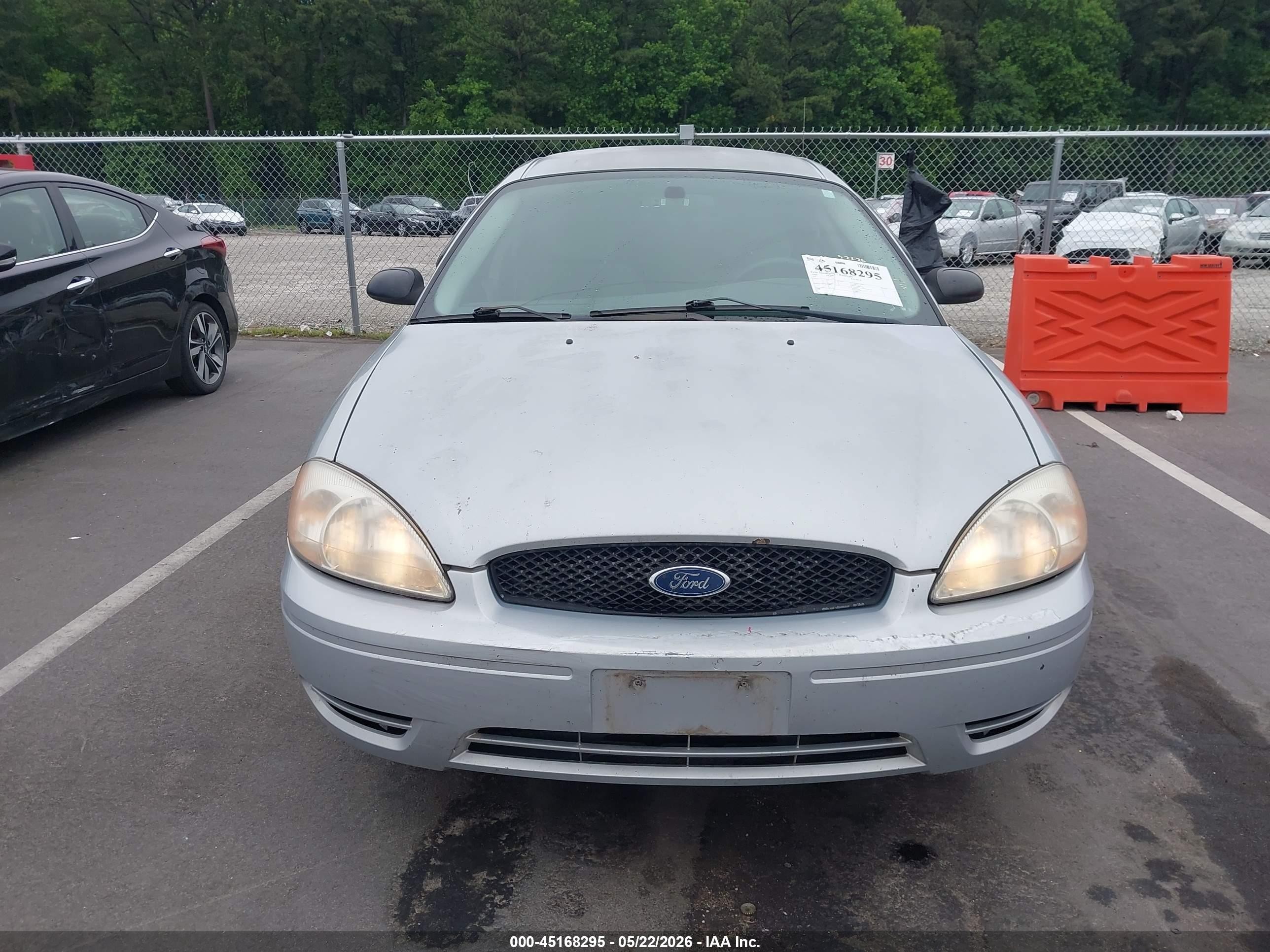 2004 Ford Taurus Se Серебряный vin: 1FAFP53U44A159417