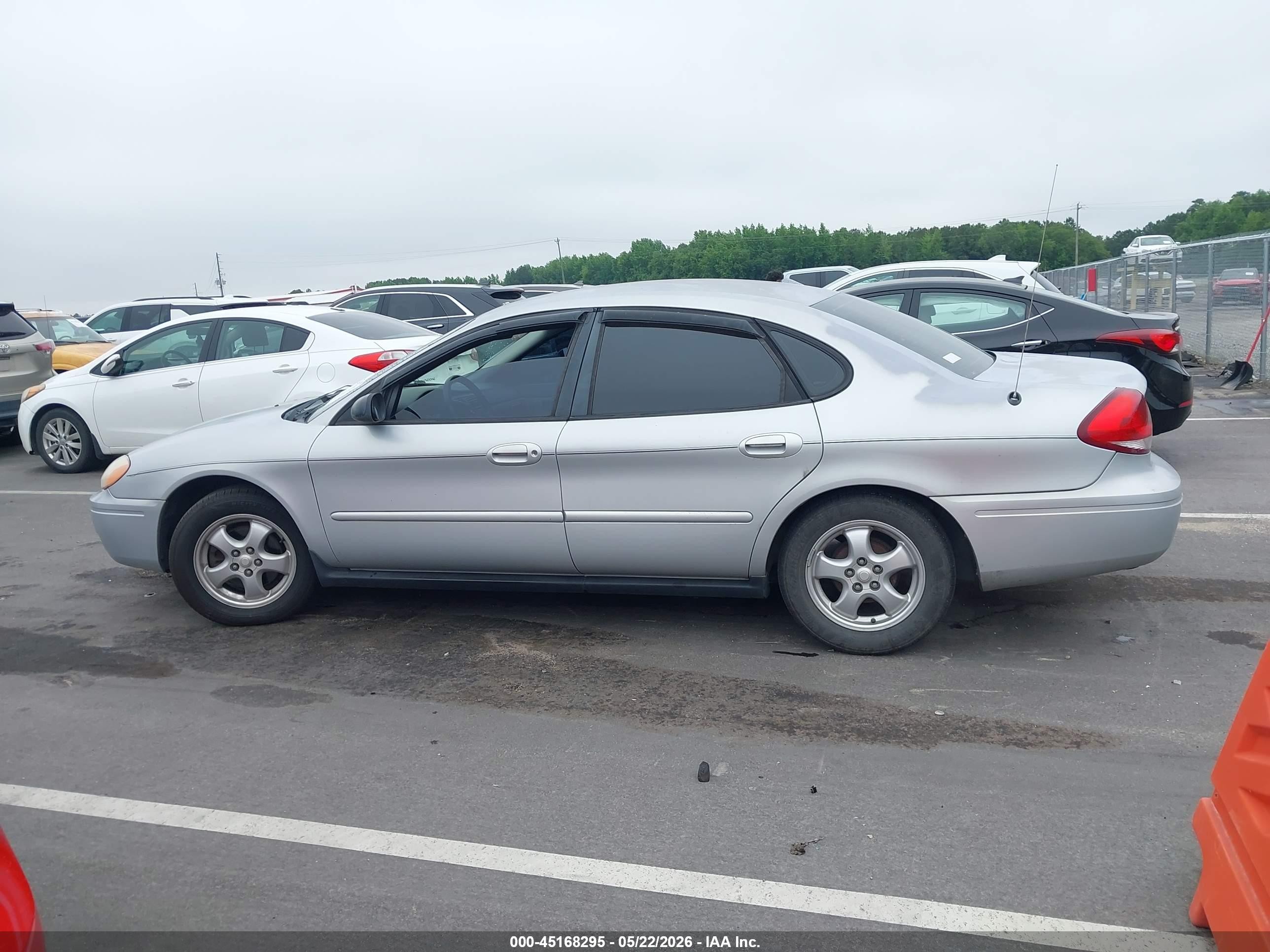 2004 Ford Taurus Se Серебряный vin: 1FAFP53U44A159417