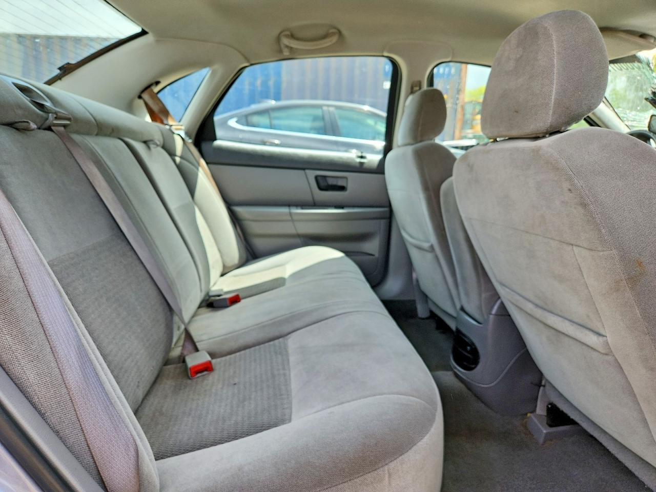 2006 Ford Taurus Se Silver vin: 1FAFP53U46A163213