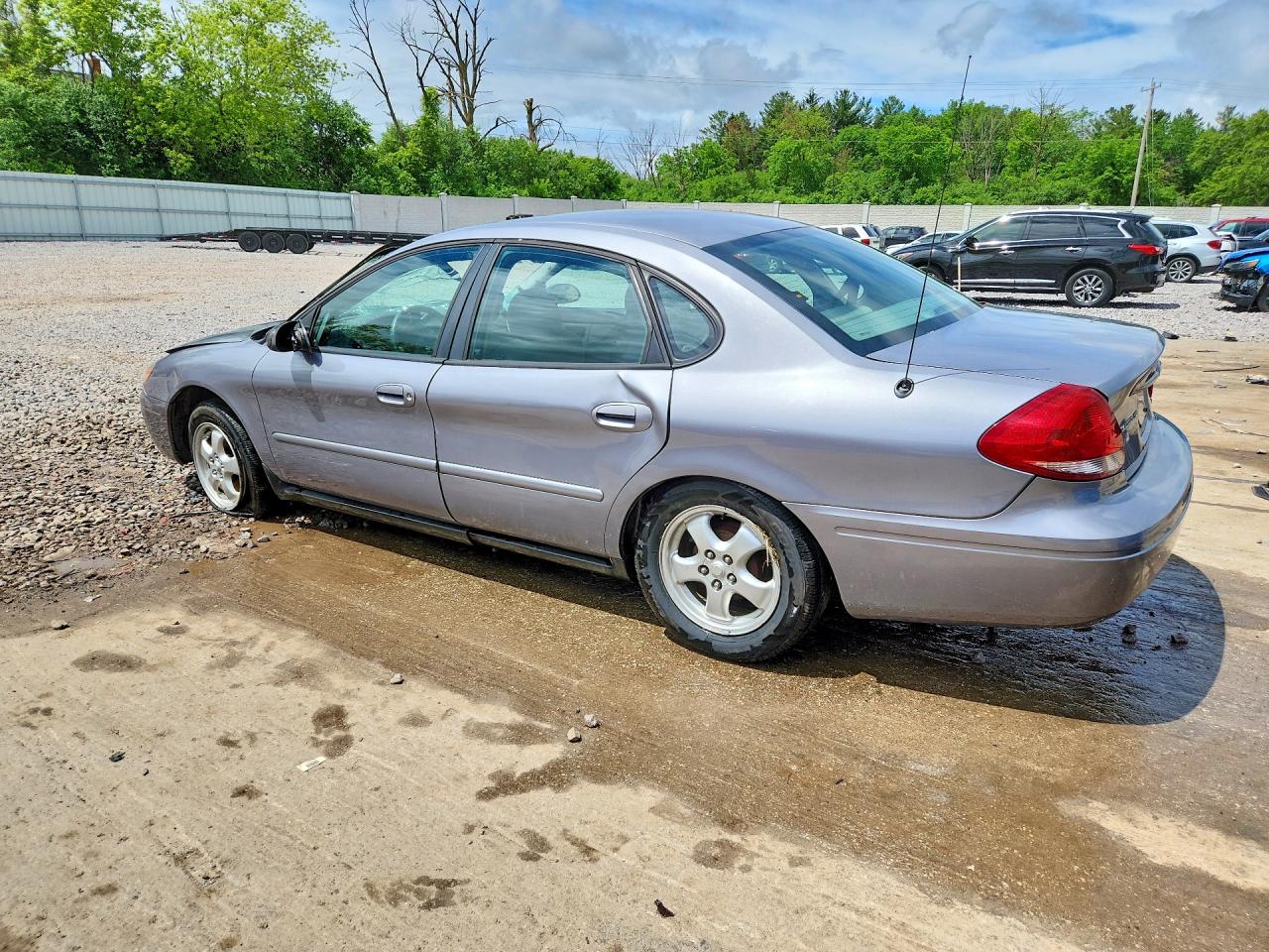 2006 Ford Taurus Se Silver vin: 1FAFP53U46A163213