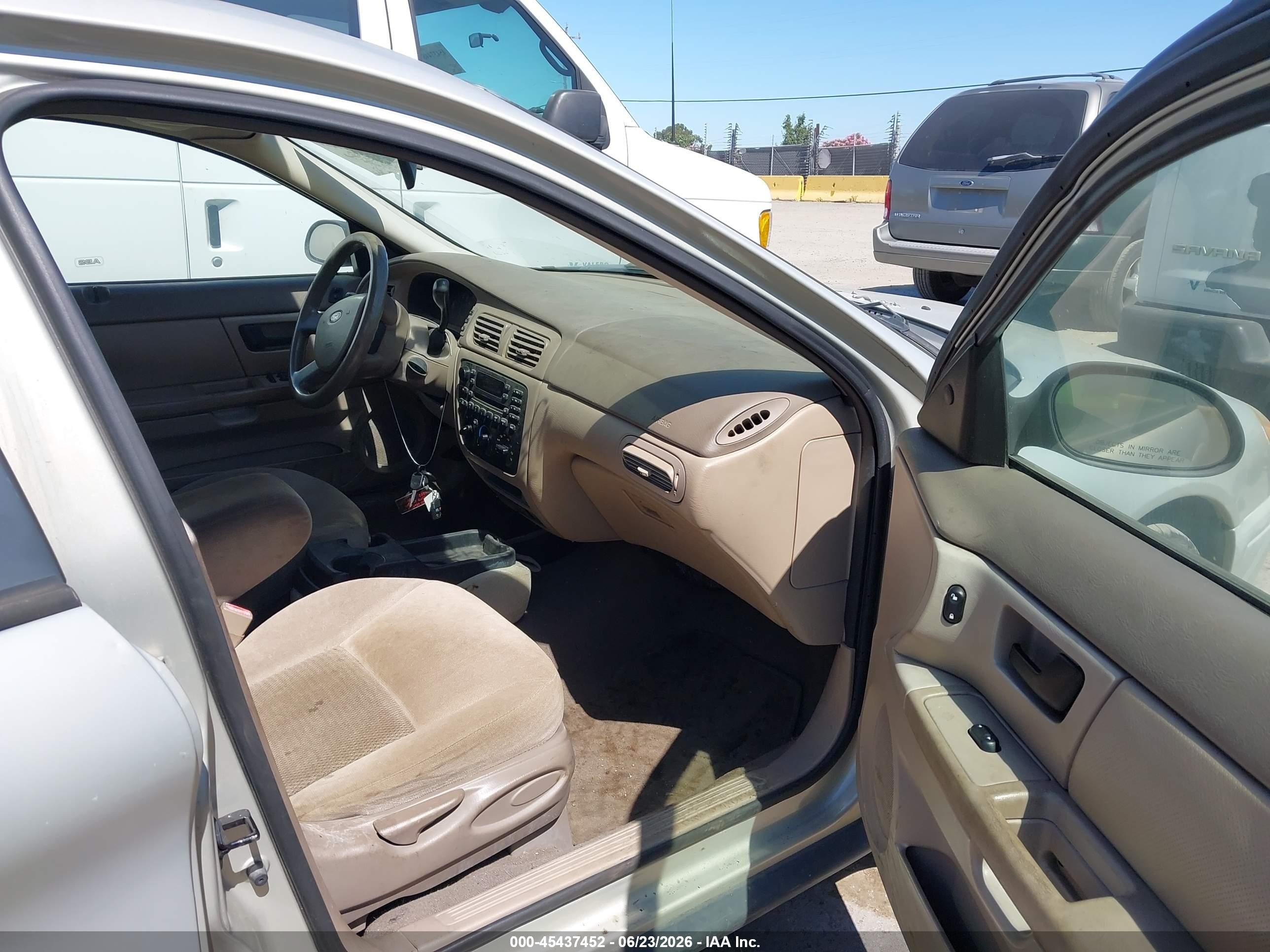 2006 Ford Taurus Se Gray vin: 1FAFP53U46A219456