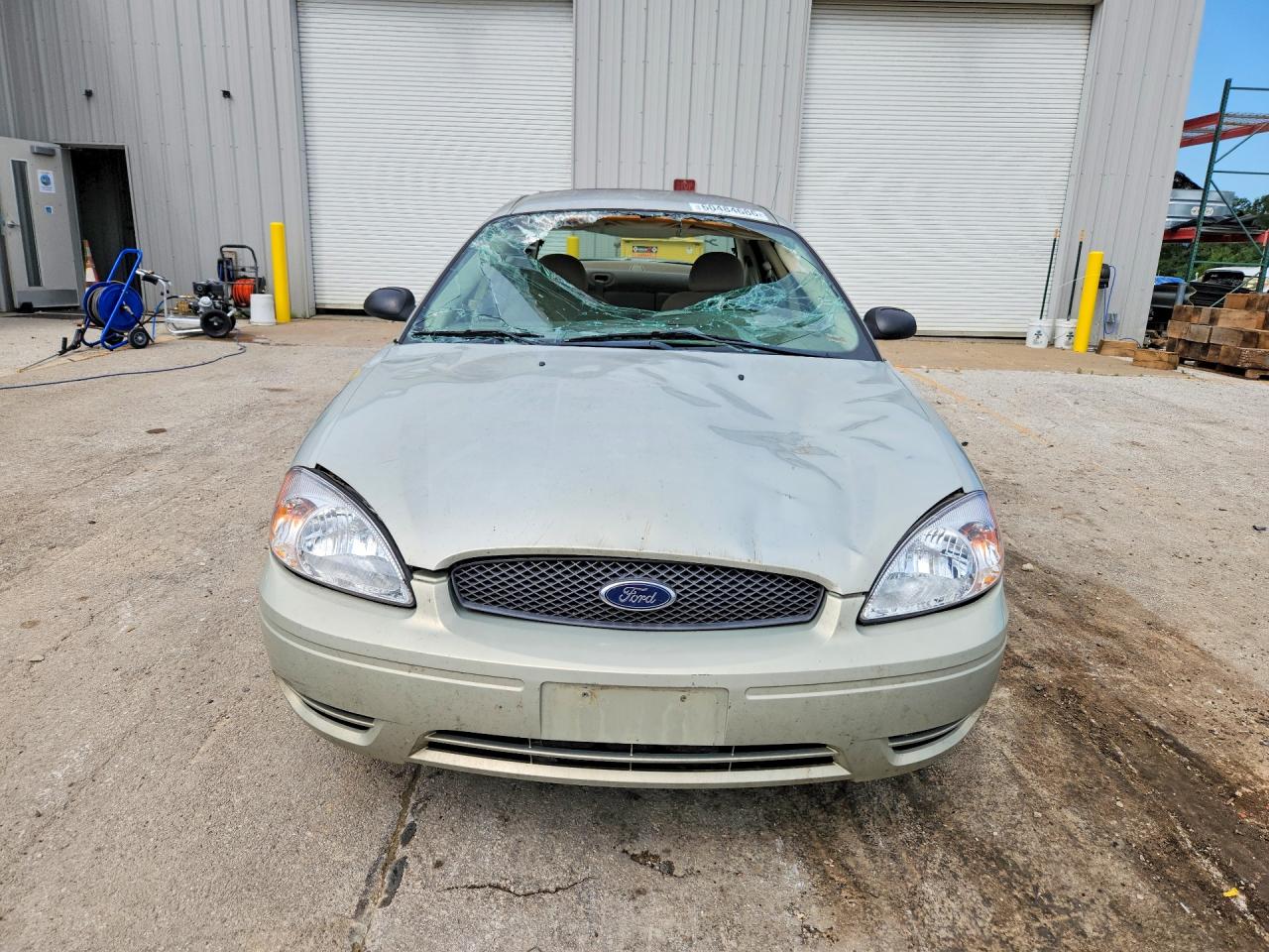 2006 Ford Taurus Se Beige vin: 1FAFP53U46A220705
