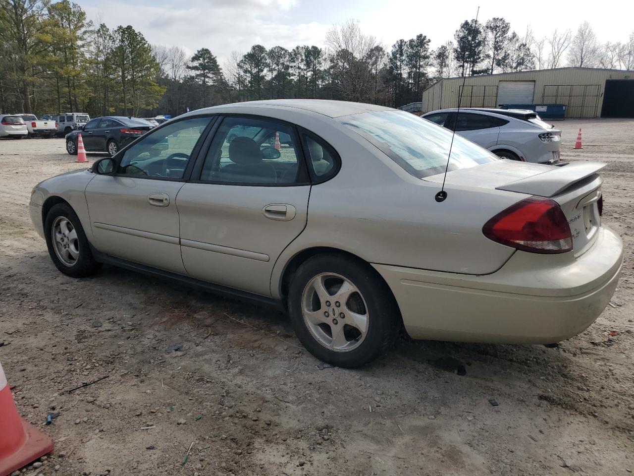 2005 Ford Taurus Se Silver vin: 1FAFP53U55A290423
