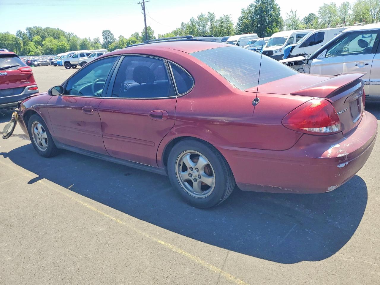 2006 Ford Taurus Se Maroon vin: 1FAFP53U56A181641