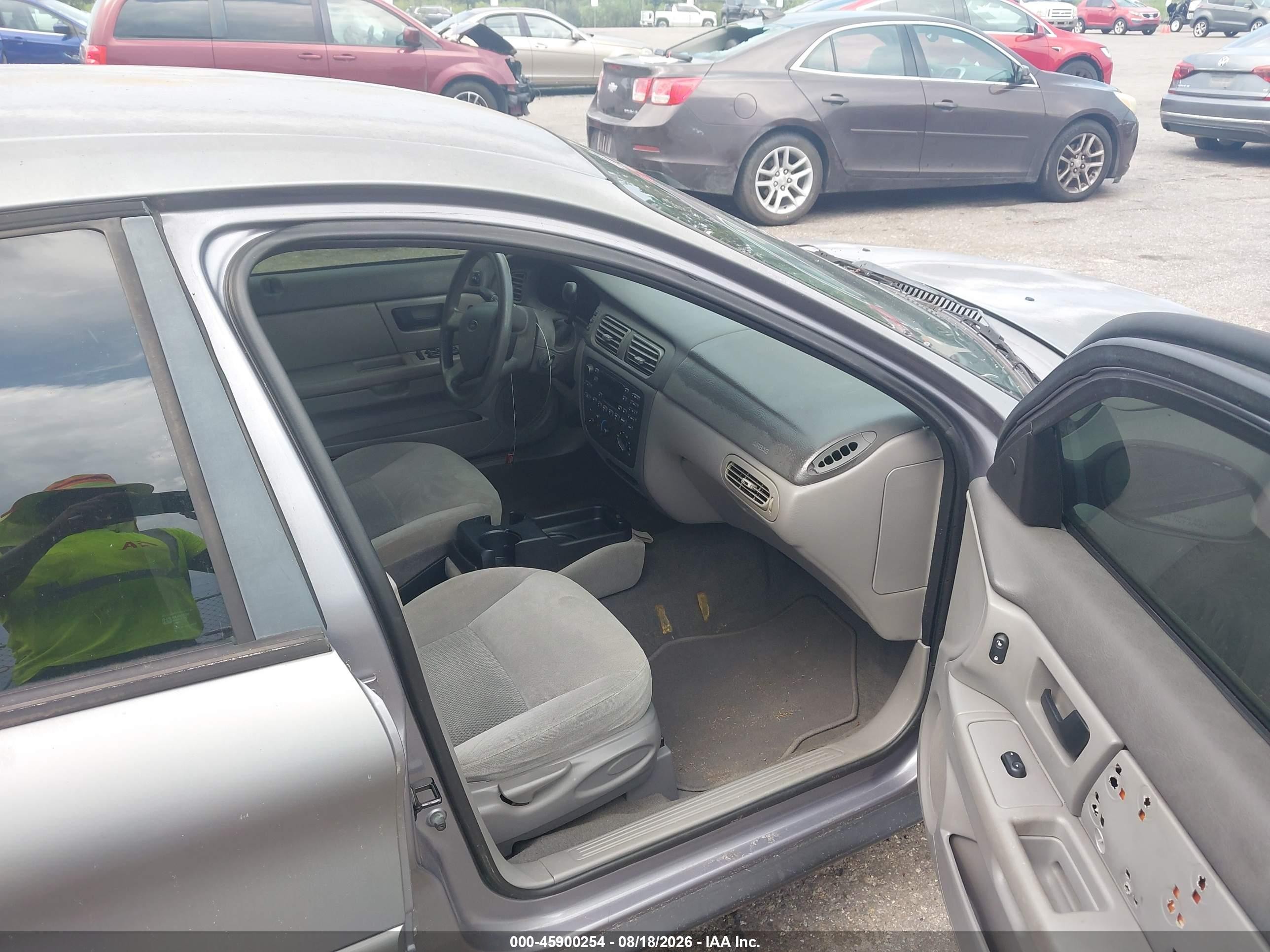 2006 Ford Taurus Se Gray vin: 1FAFP53U56A217327