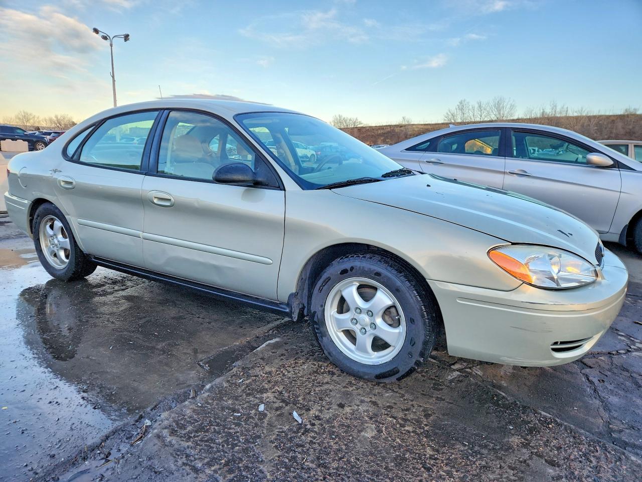 2007 Ford Taurus Se Gray vin: 1FAFP53U57A145997