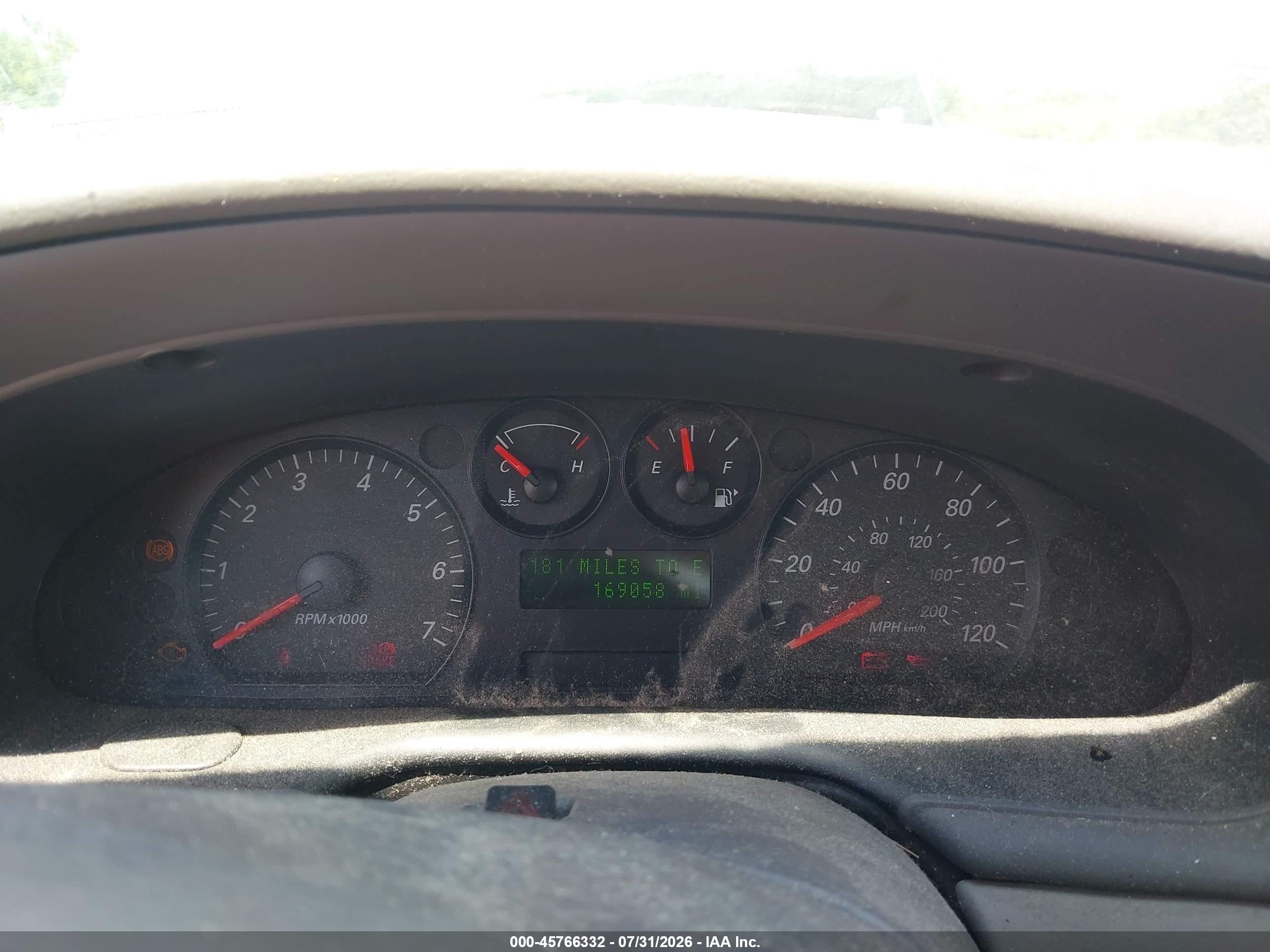 2005 Ford Taurus Se White vin: 1FAFP53U65A145326