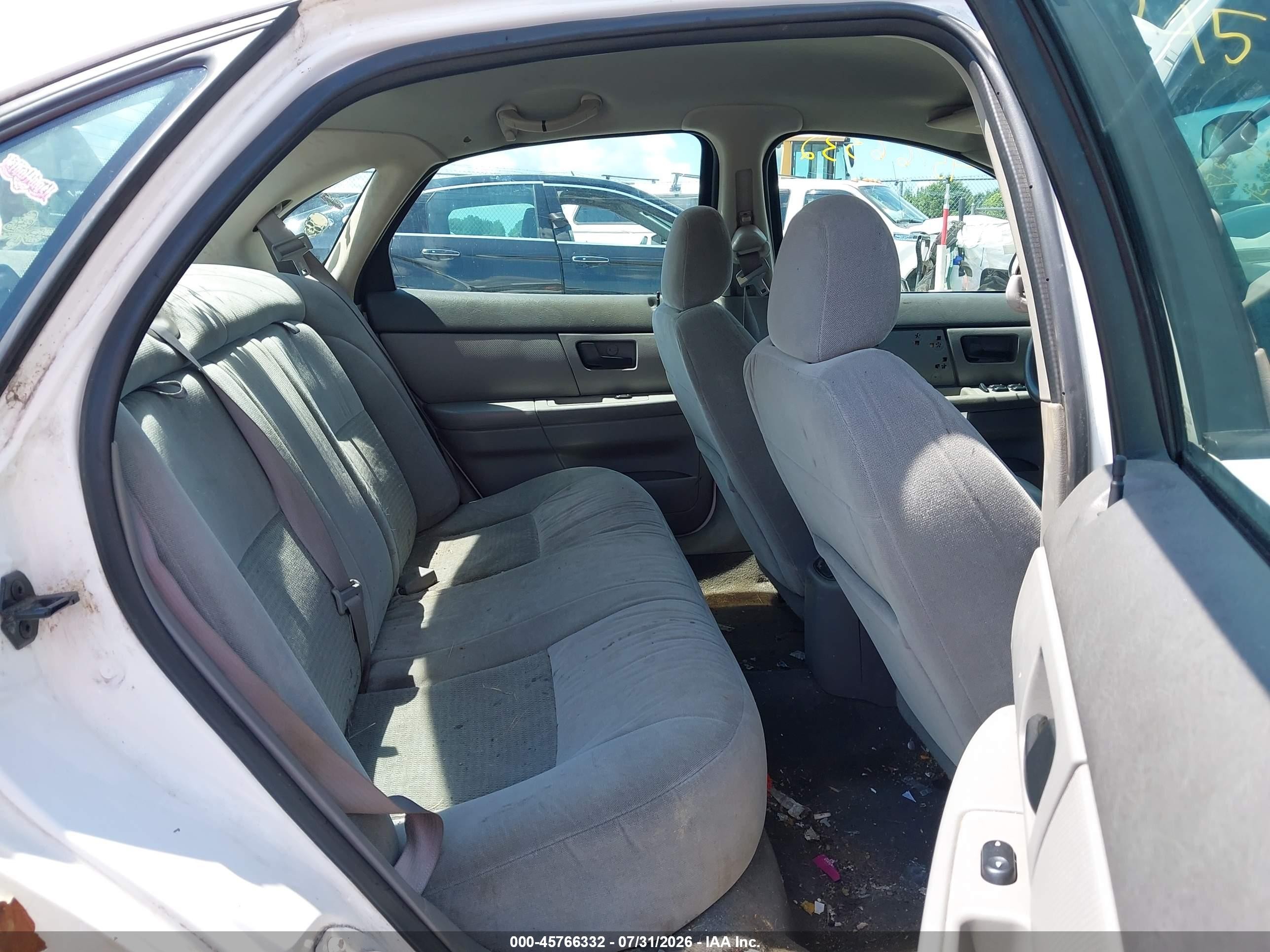 2005 Ford Taurus Se White vin: 1FAFP53U65A145326