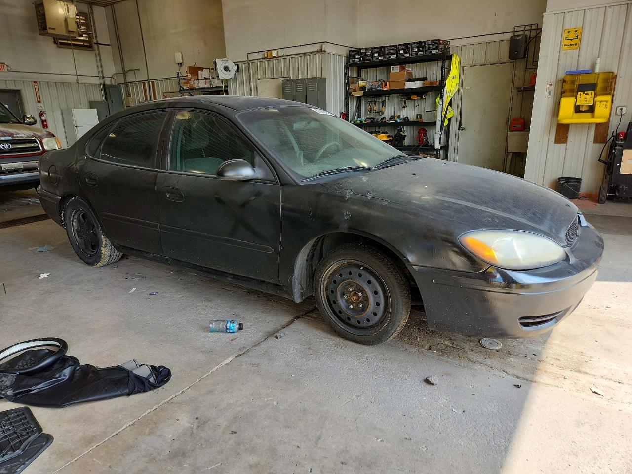 2006 Ford Taurus Se Черный vin: 1FAFP53U66A161916