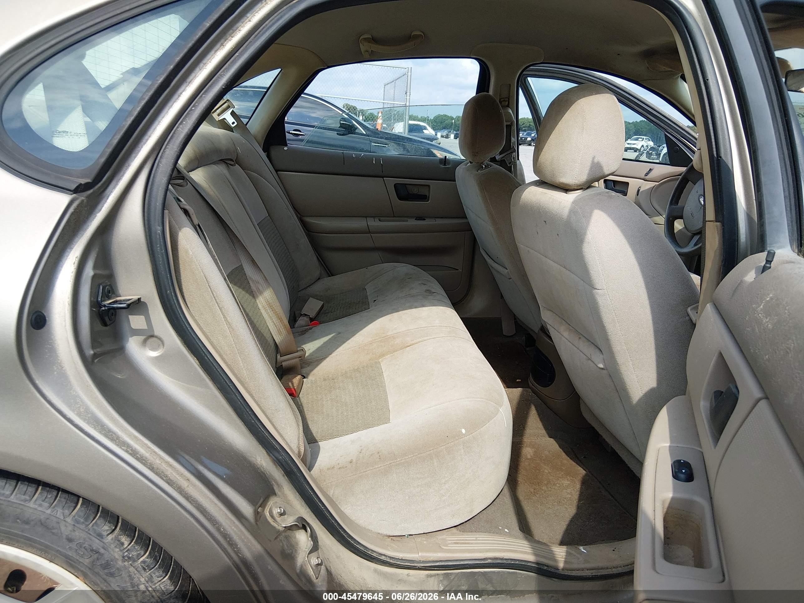 2006 Ford Taurus Se Beige vin: 1FAFP53U66A184516