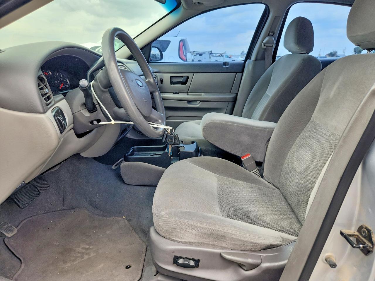 2006 Ford Taurus Se Silver vin: 1FAFP53U66A190400