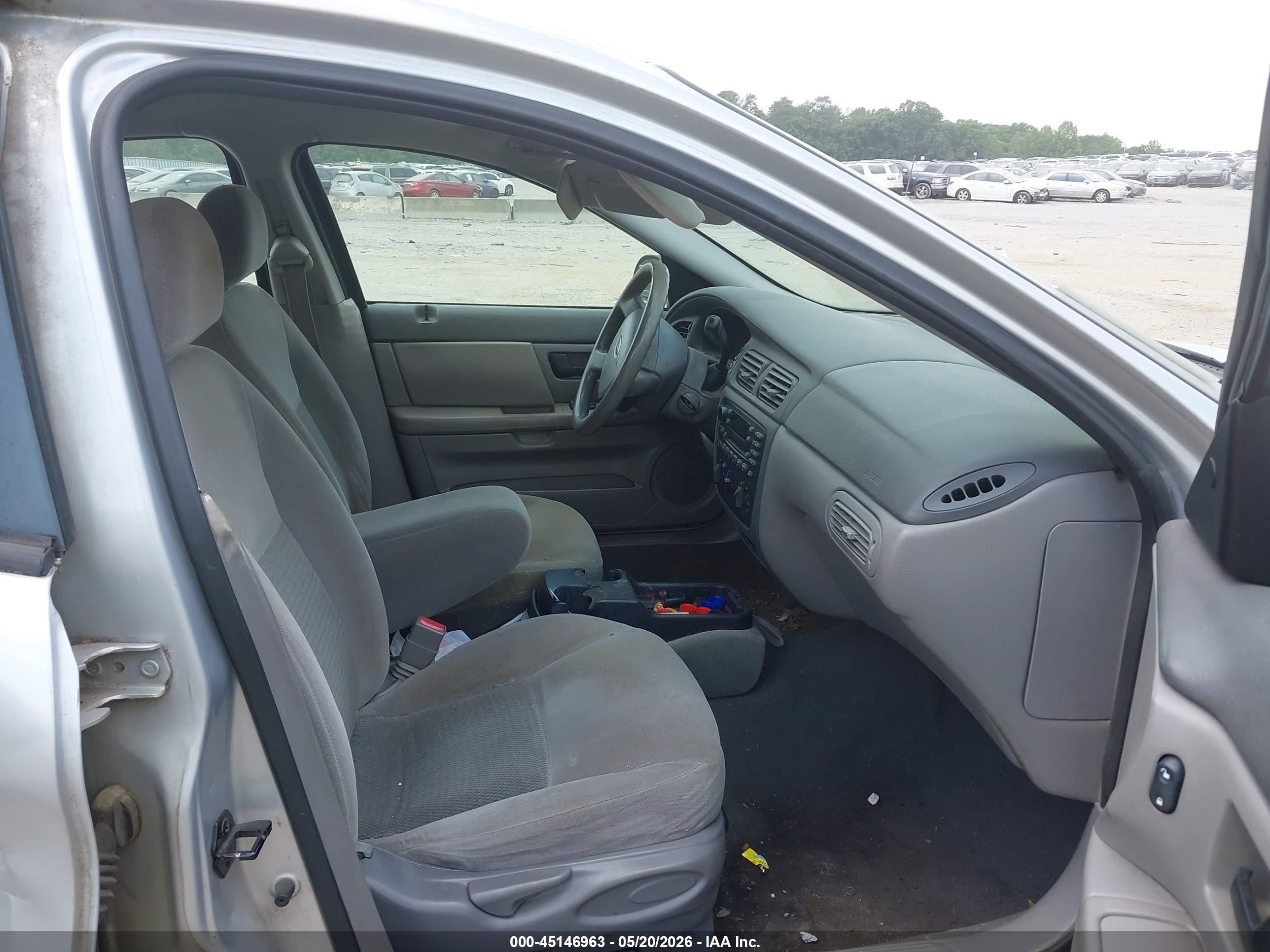 2006 Ford Taurus Se Silver vin: 1FAFP53U66A241250