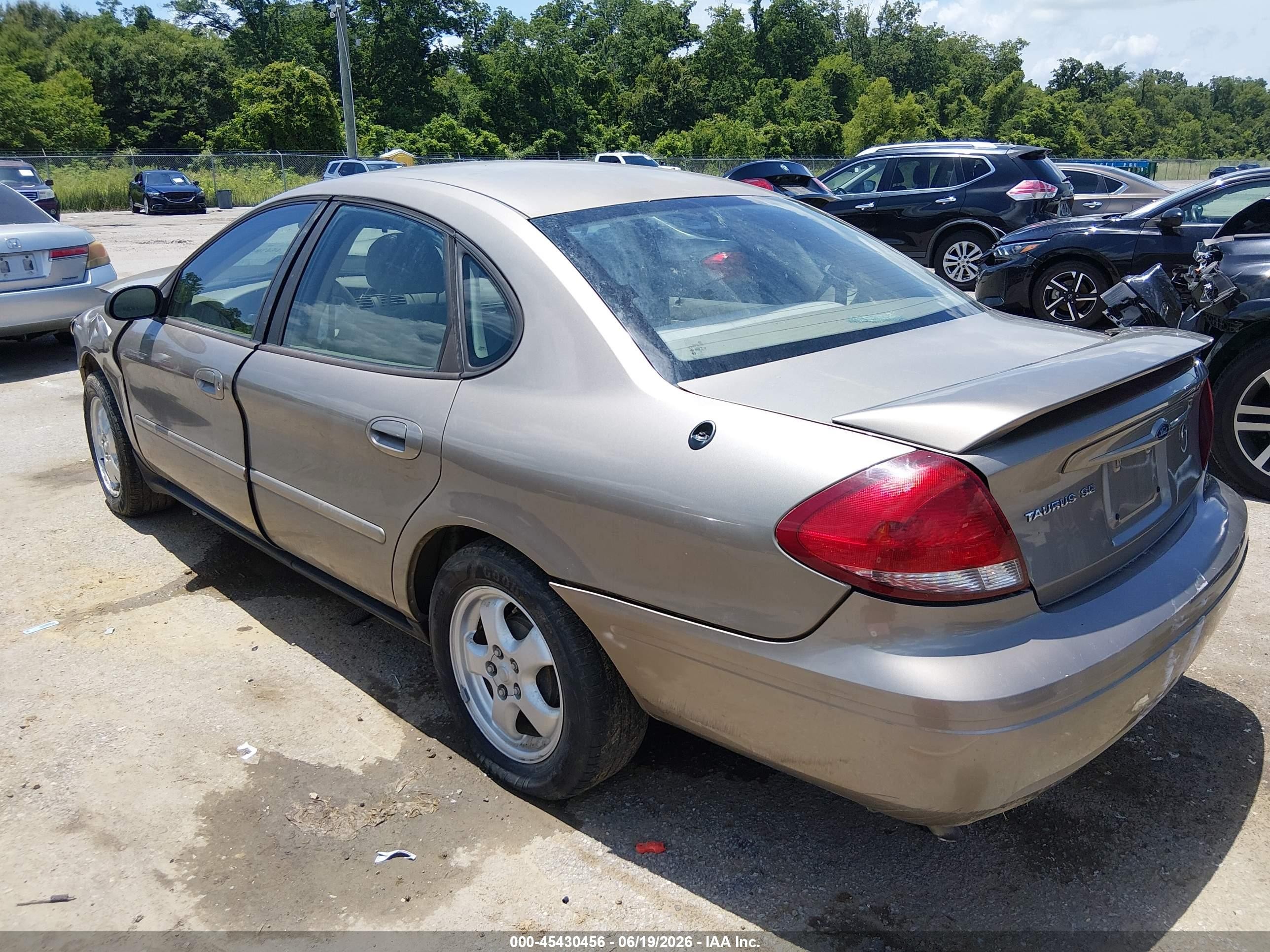 2007 Ford Taurus Se Gold vin: 1FAFP53U67A172349