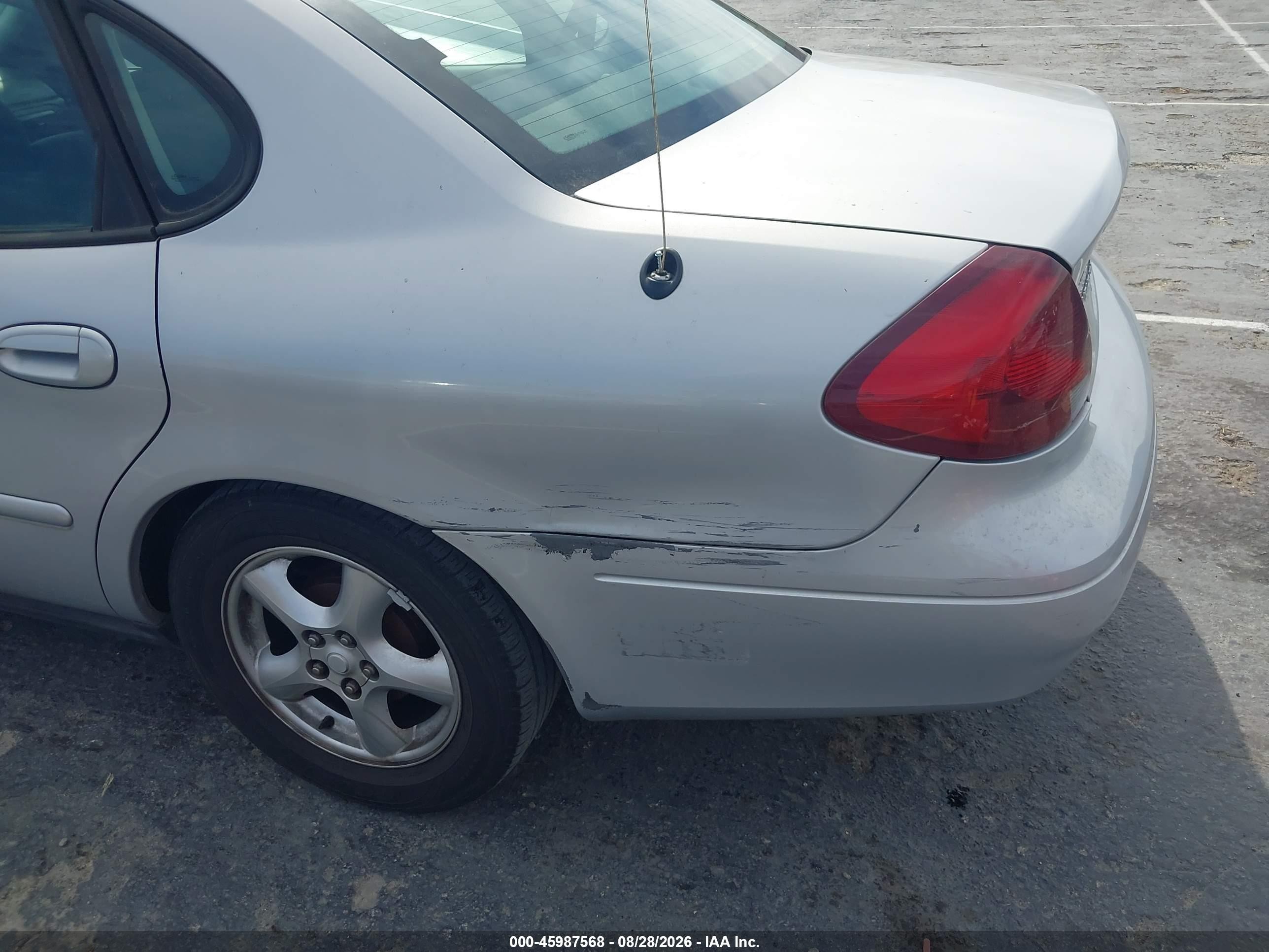 2002 Ford Taurus Se Silver vin: 1FAFP53U72G225288