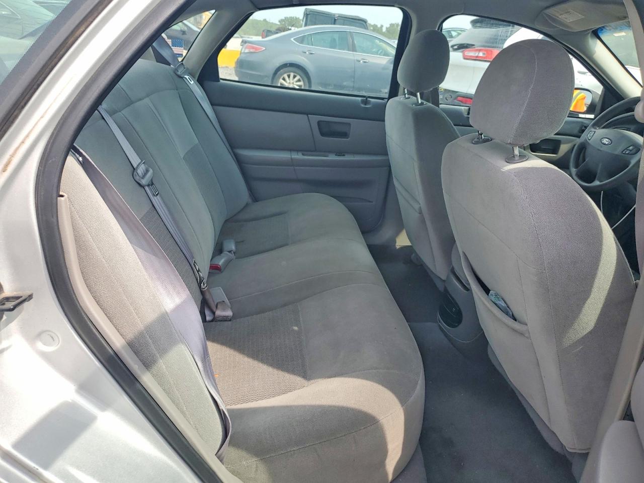2003 Ford Taurus Se Silver vin: 1FAFP53U73A192345
