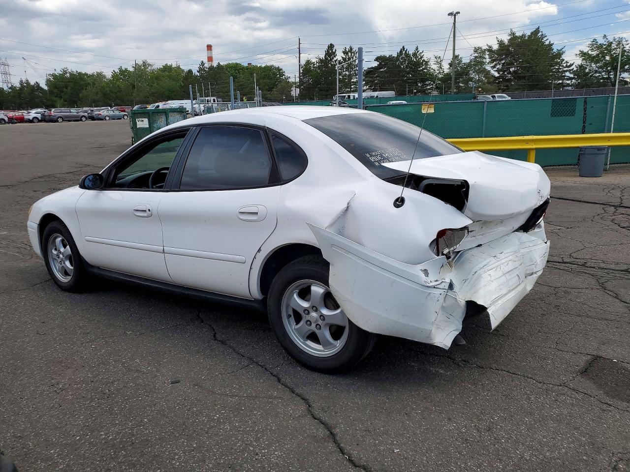 2004 Ford Taurus White vin: 1FAFP53U74G177391
