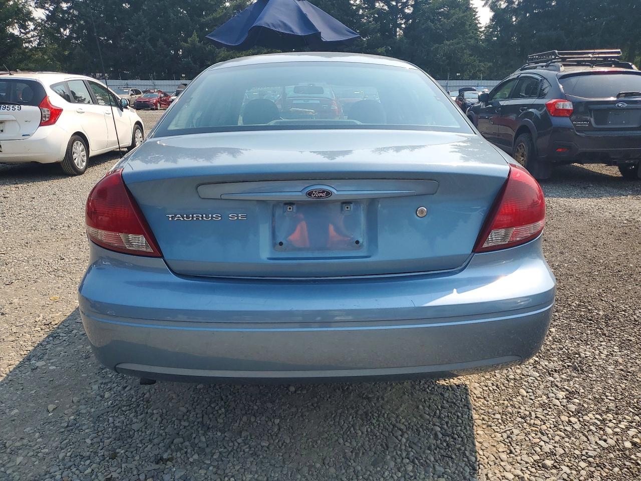2007 Ford Taurus Se Blue vin: 1FAFP53U77A142292