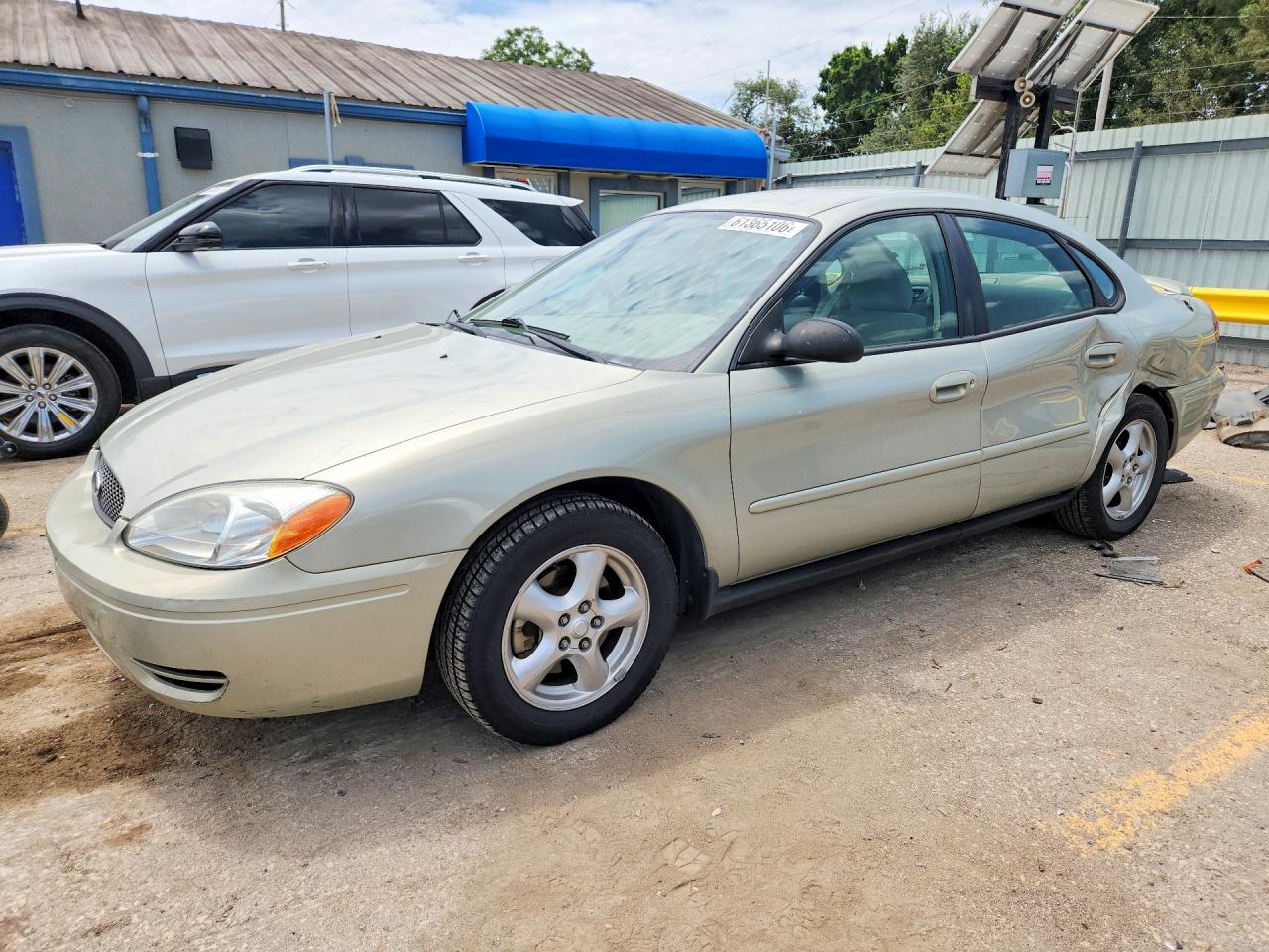 2004 Ford Taurus Se Серебряный vin: 1FAFP53U84G100951