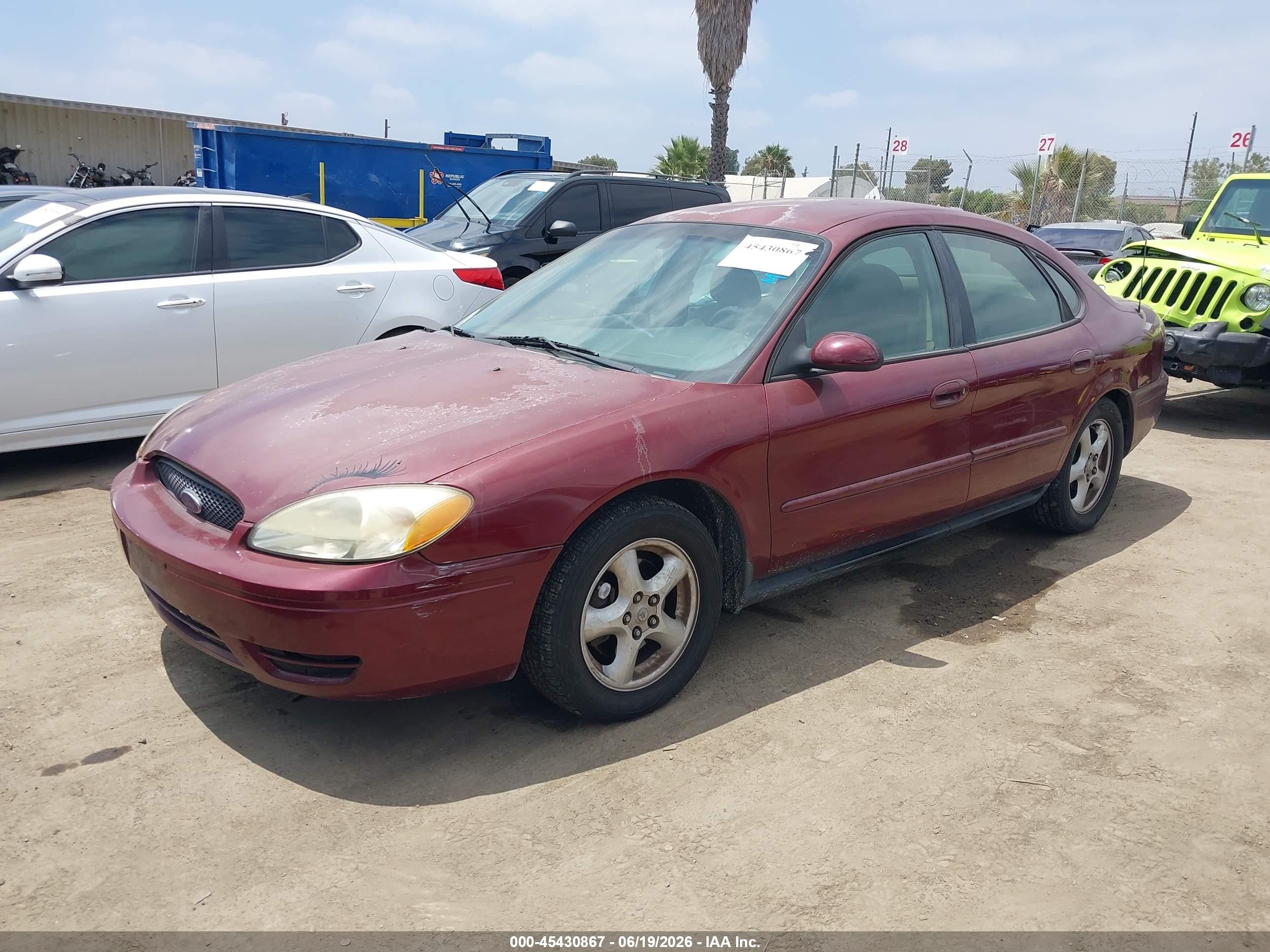 2004 Ford Taurus Se Red vin: 1FAFP53U84G127924
