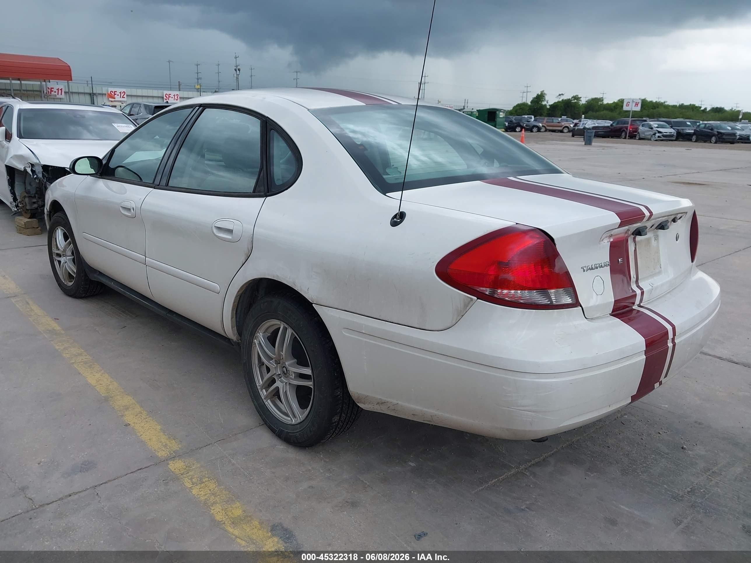 2005 Ford Taurus Se White vin: 1FAFP53U85A279819