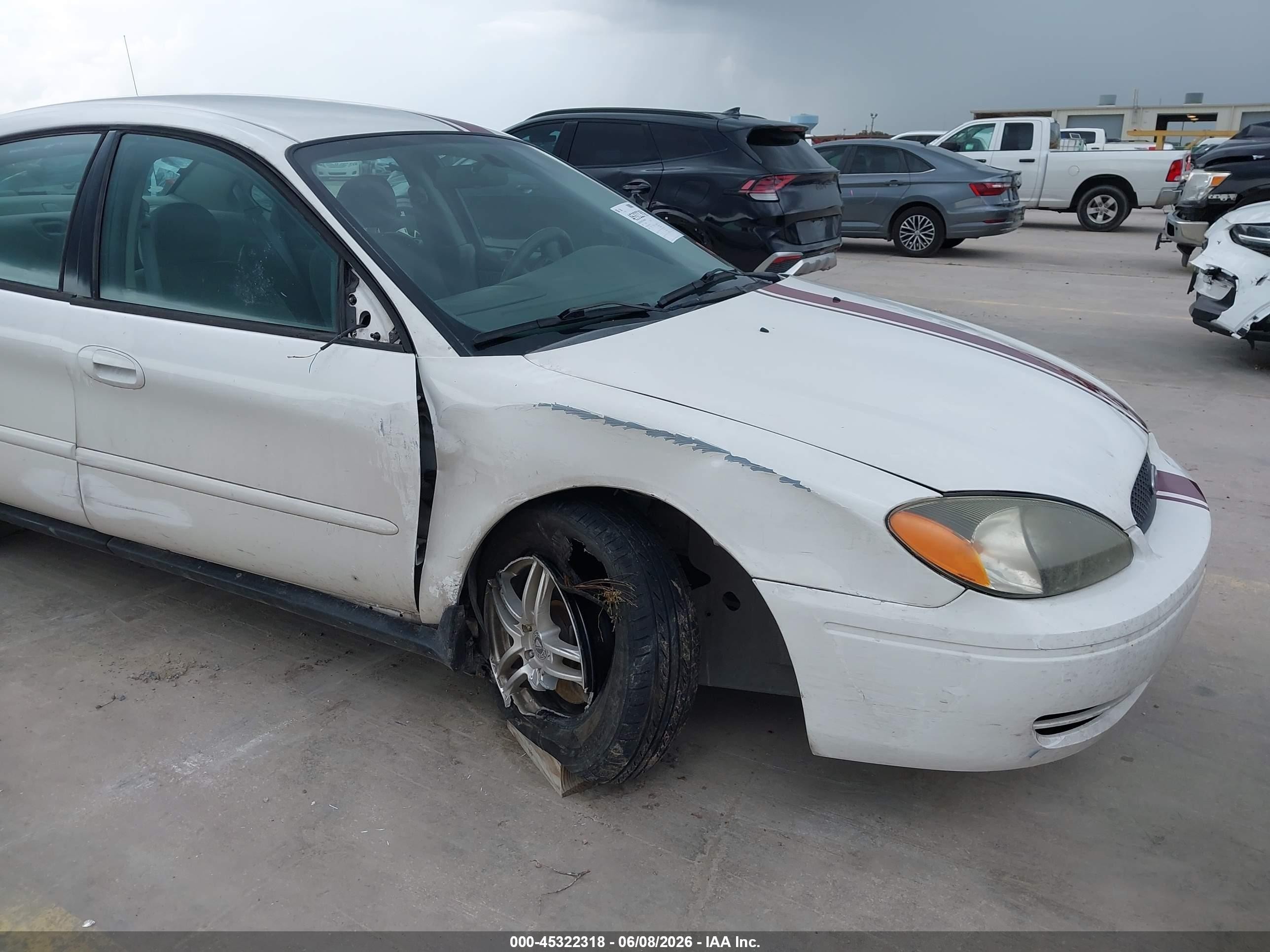 2005 Ford Taurus Se White vin: 1FAFP53U85A279819