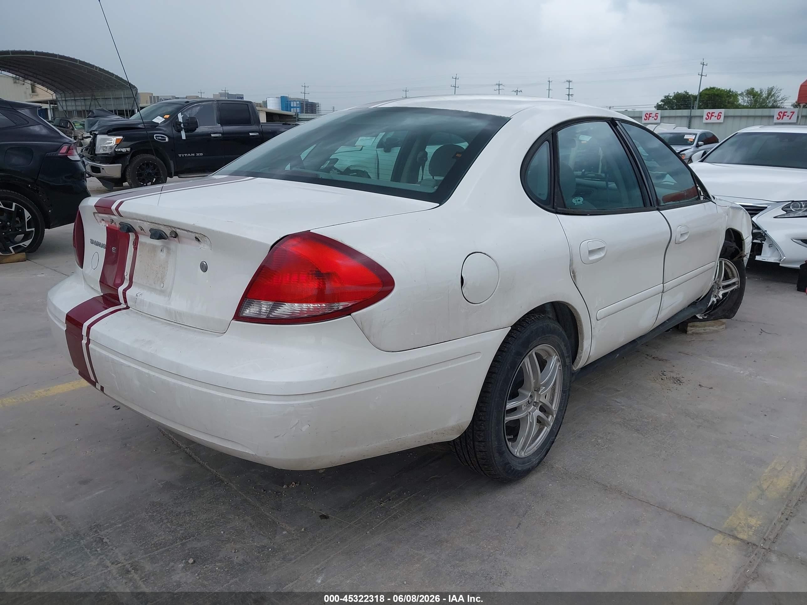 2005 Ford Taurus Se White vin: 1FAFP53U85A279819