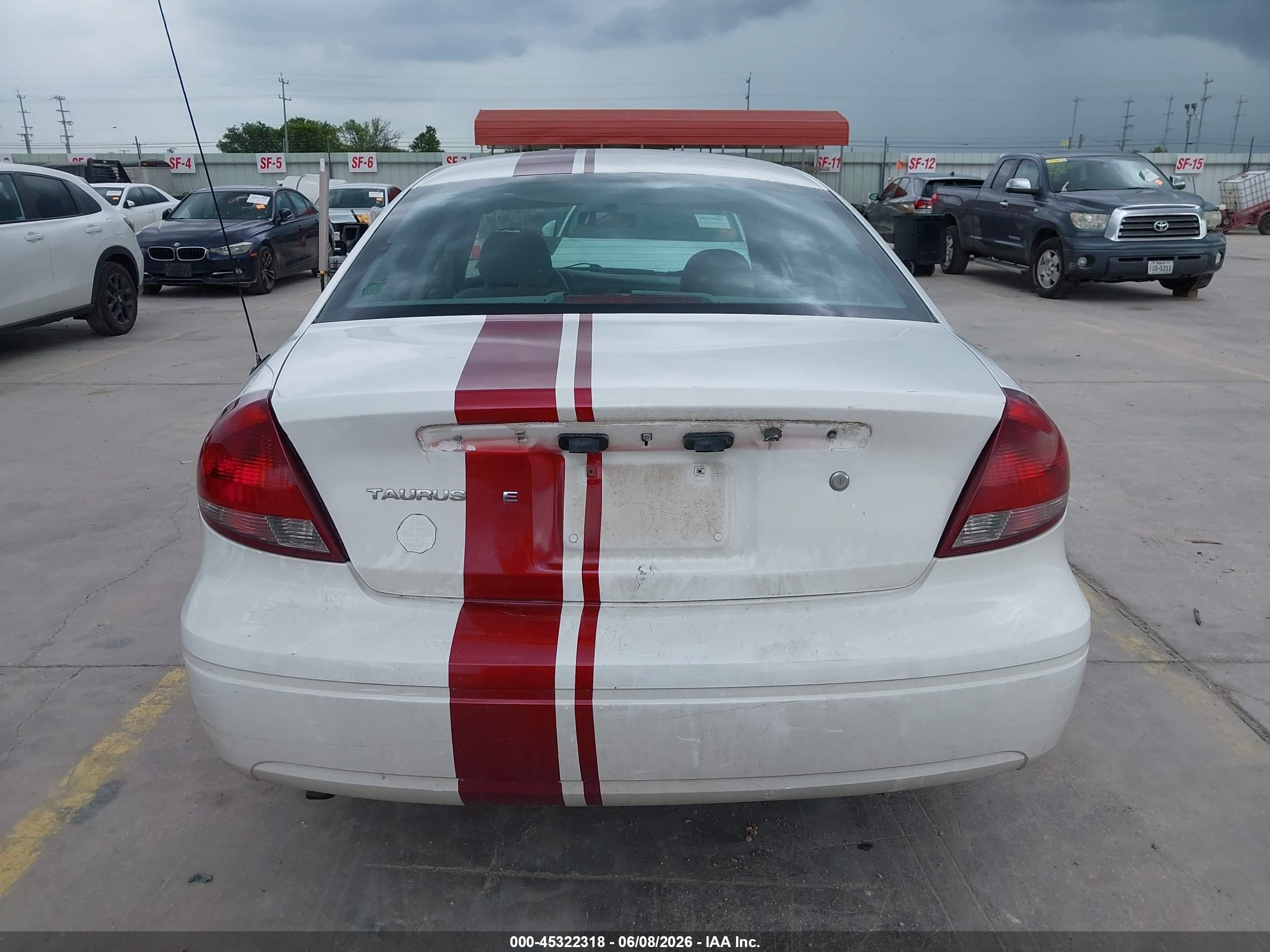 2005 Ford Taurus Se White vin: 1FAFP53U85A279819