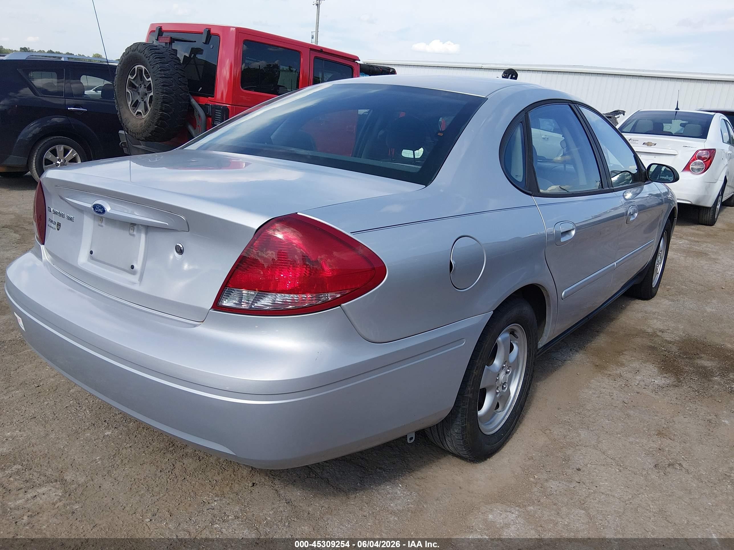 2006 Ford Taurus Se Silver vin: 1FAFP53U86A113267