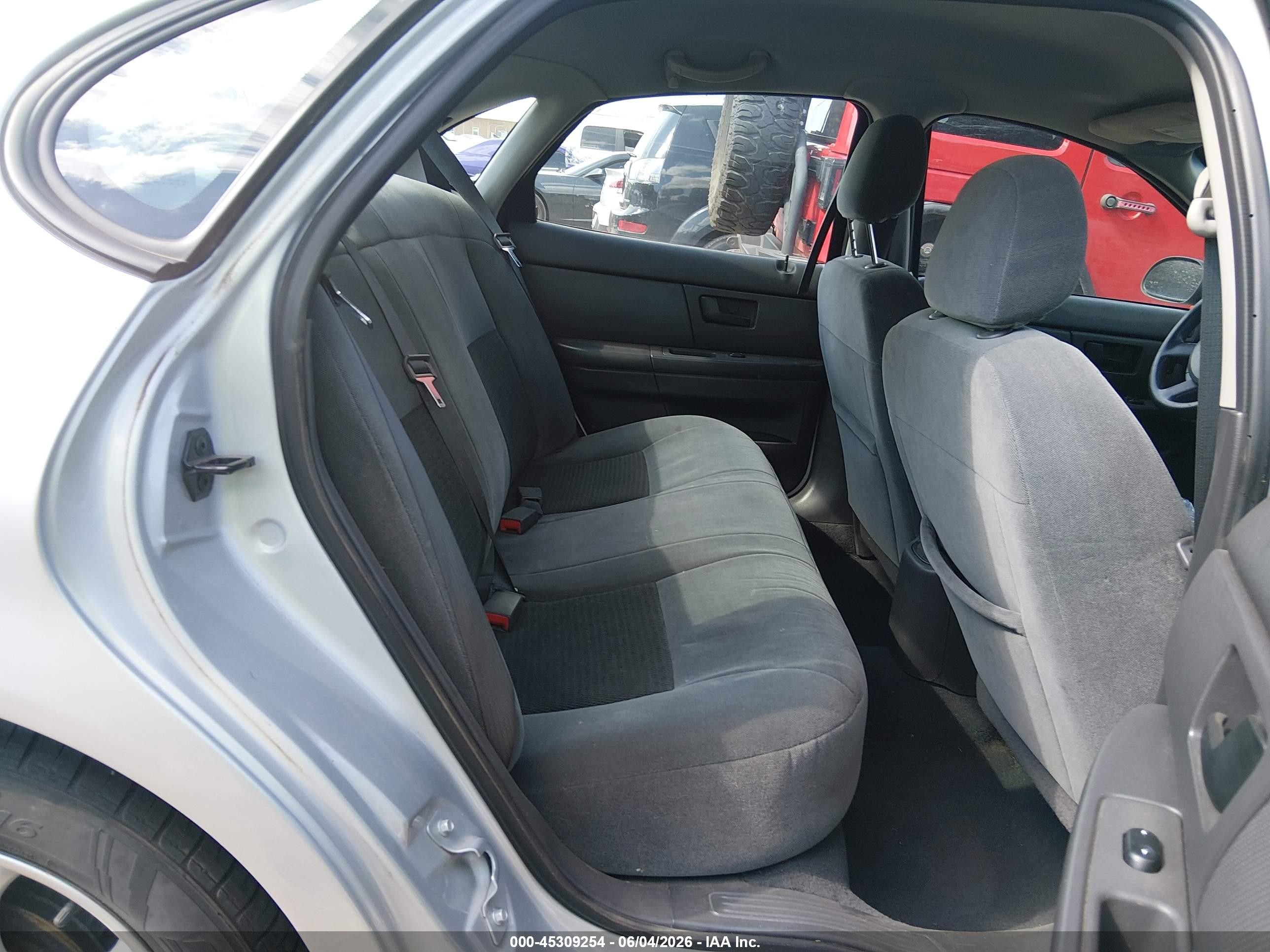 2006 Ford Taurus Se Silver vin: 1FAFP53U86A113267