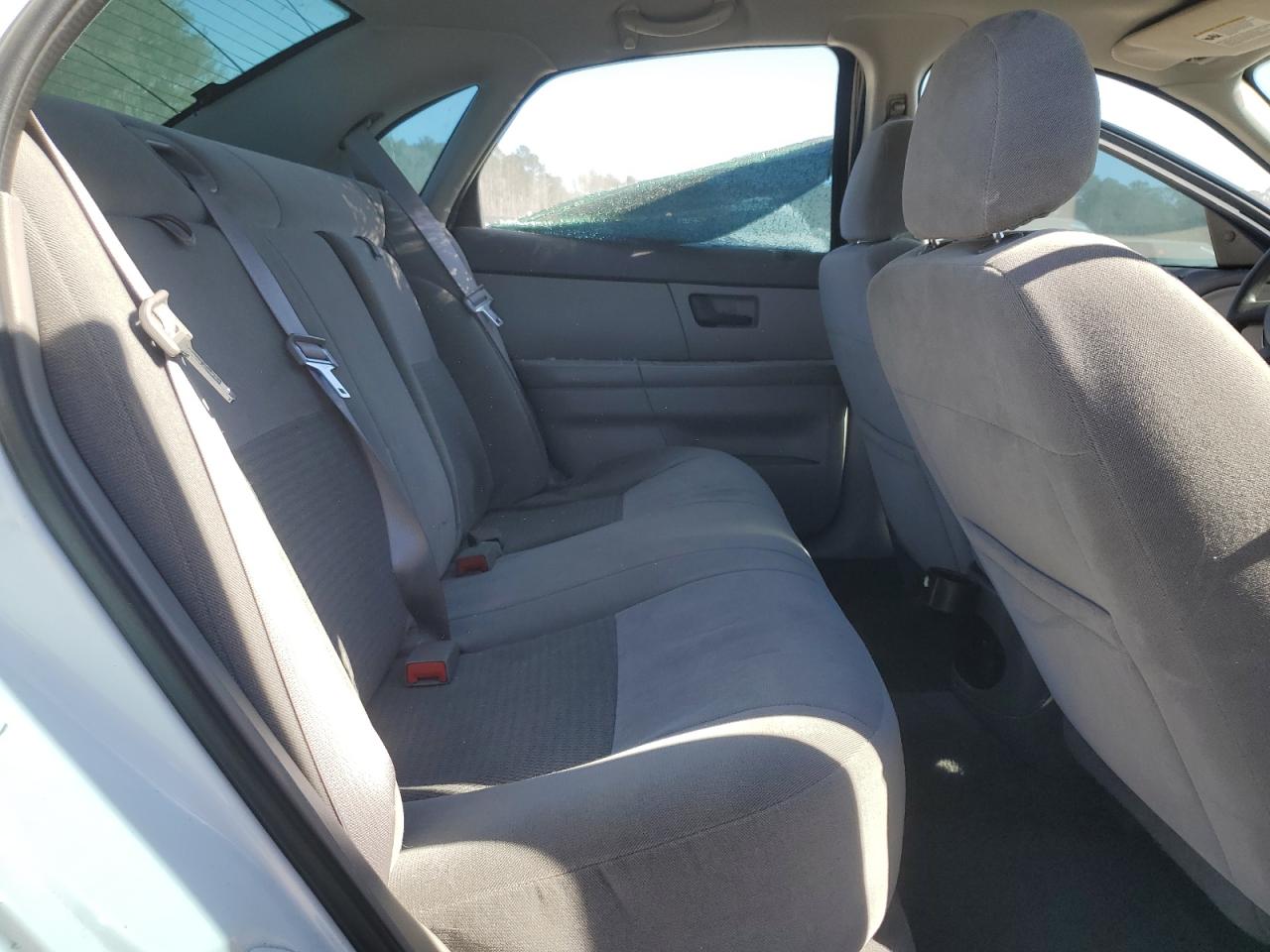 2006 Ford Taurus Se White vin: 1FAFP53U86A195629