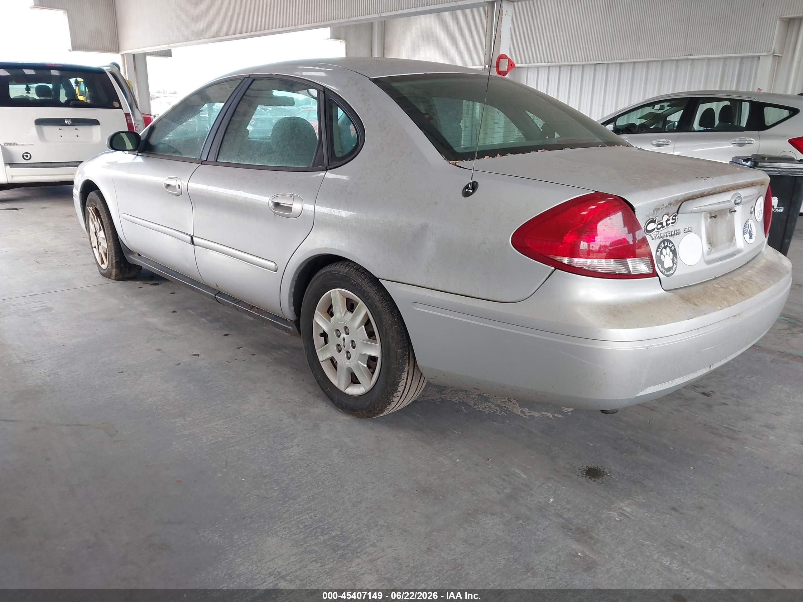2007 Ford Taurus Se Silver vin: 1FAFP53U87A156377